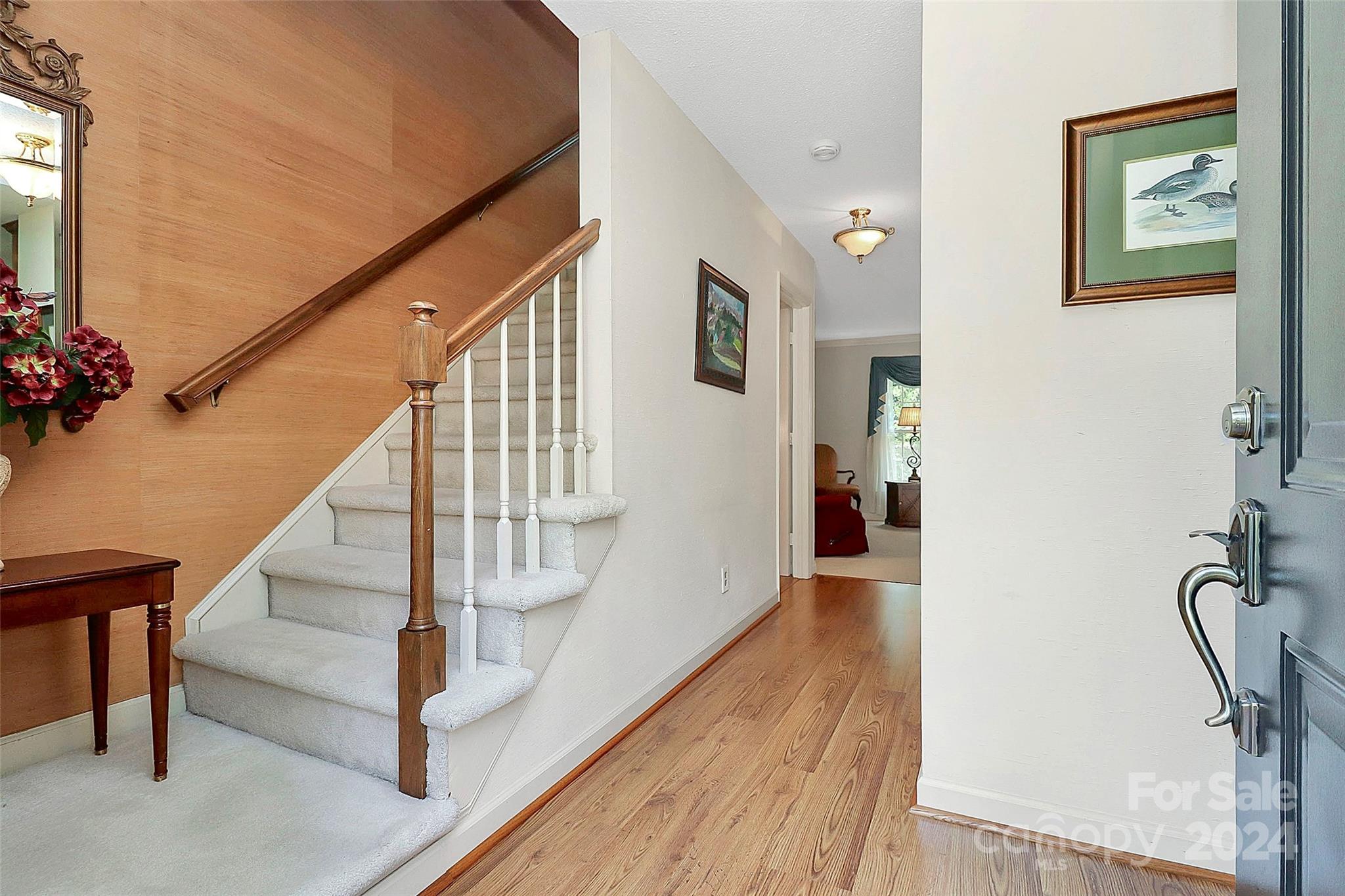 6624 Bunker Hill Circle