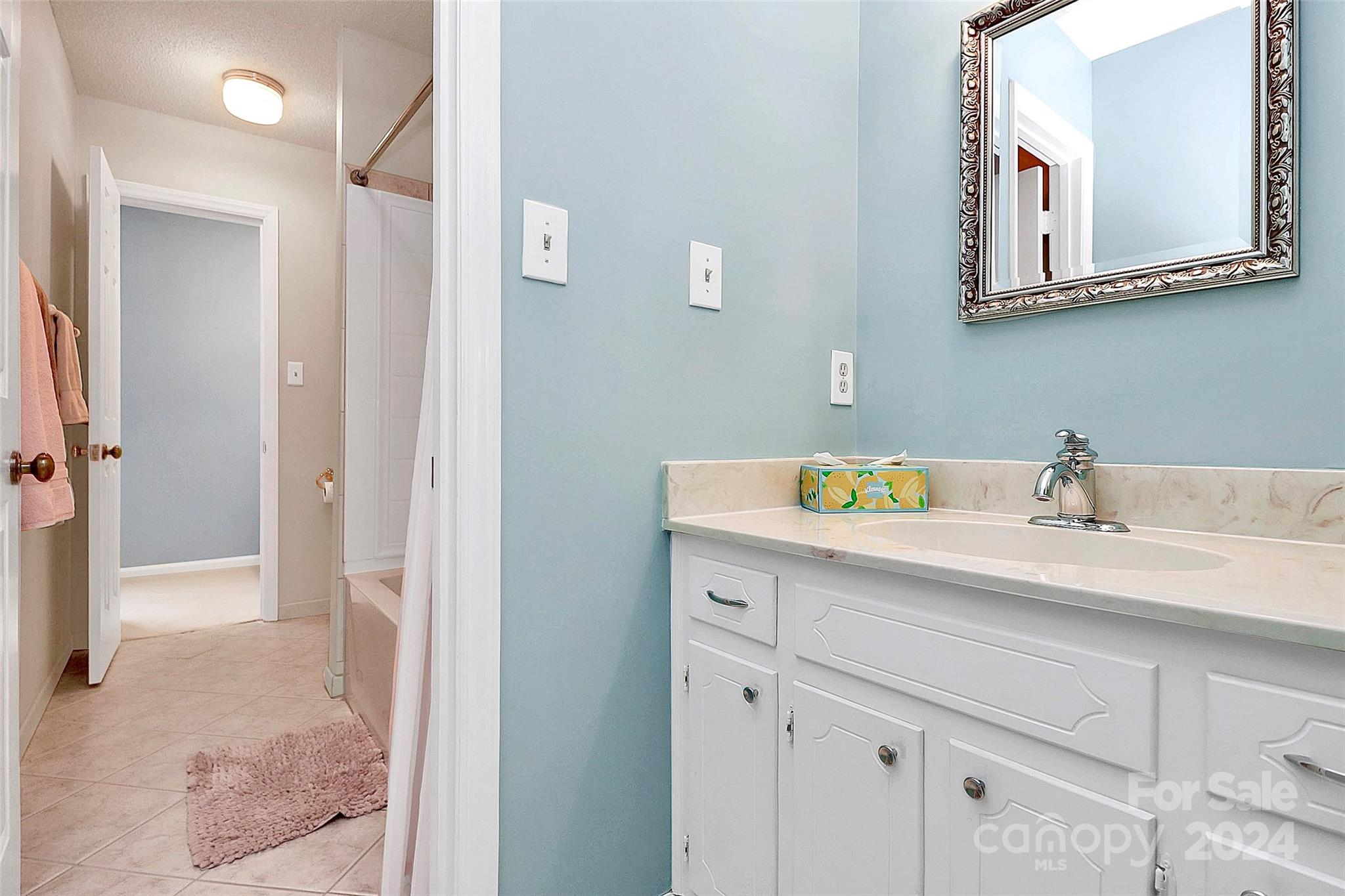 6624 Bunker Hill Circle
