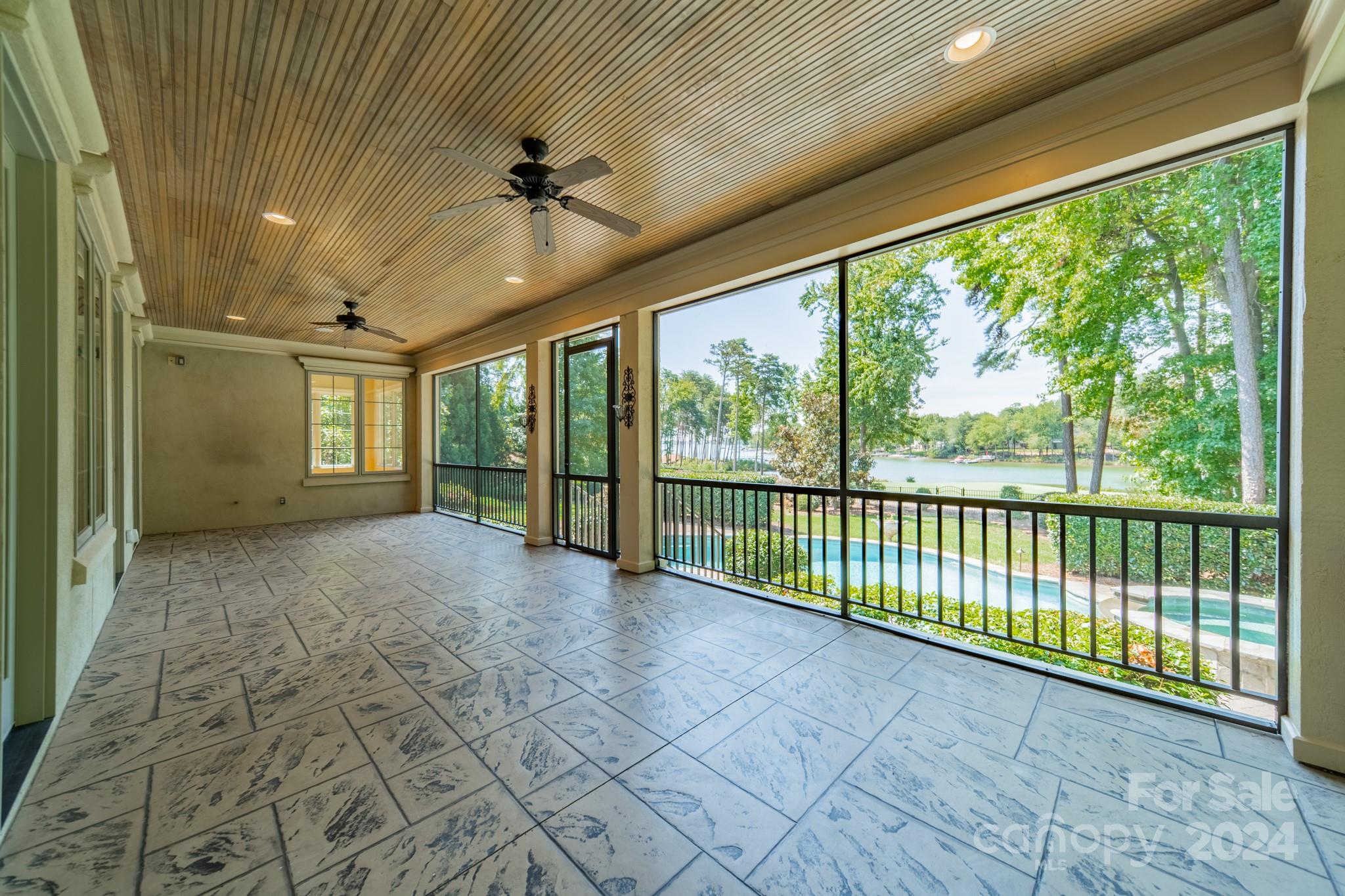 128 Yacht Road