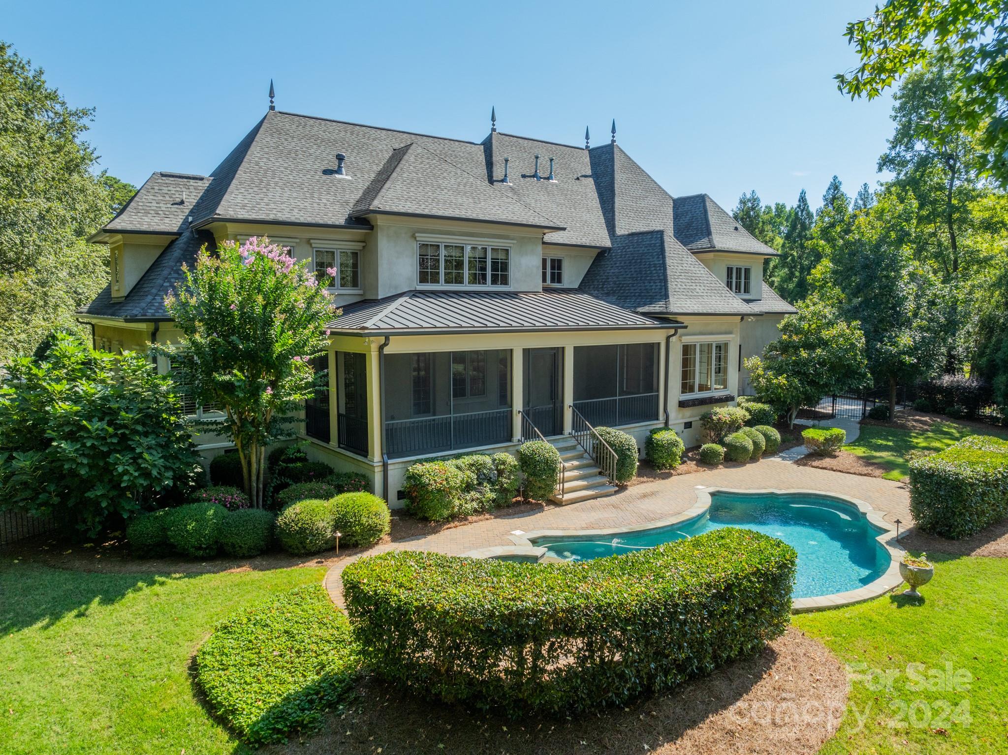 128 Yacht Road