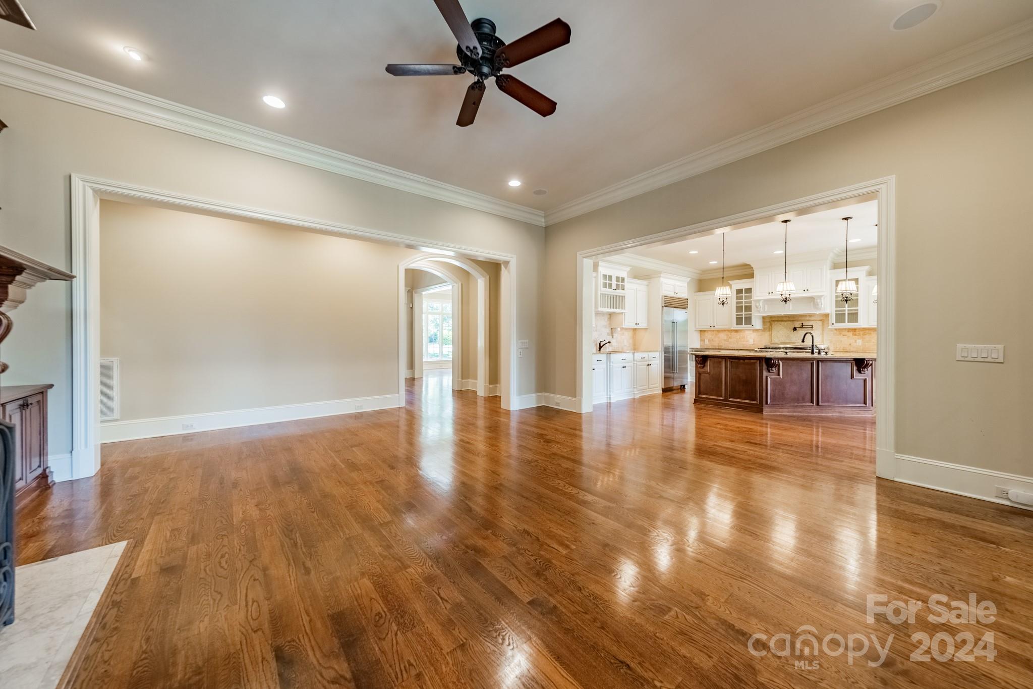 128 Yacht Road