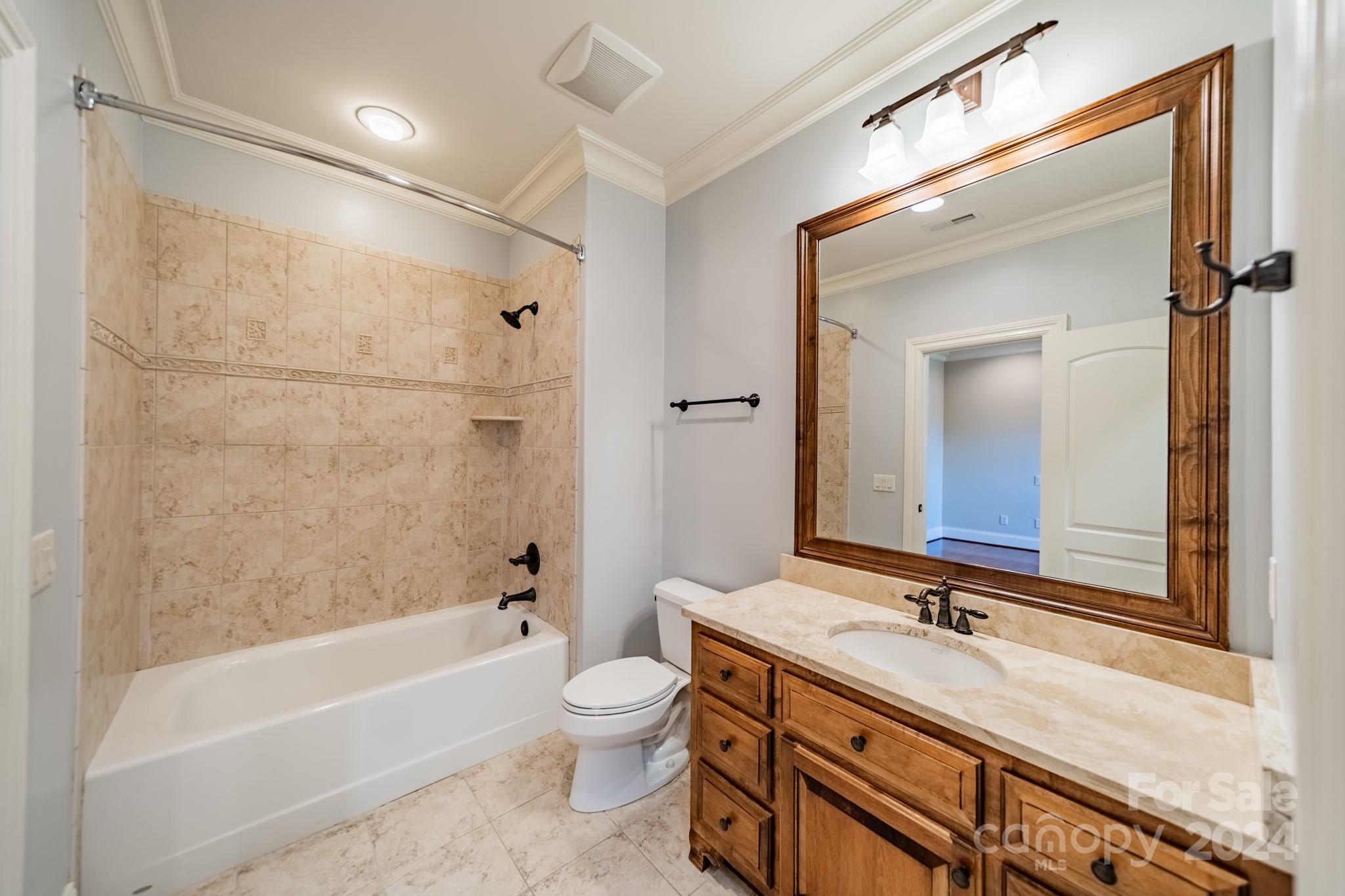 128 Yacht Road