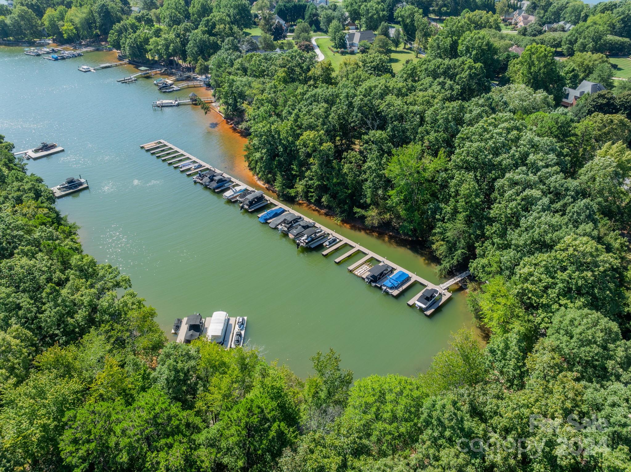 128 Yacht Road