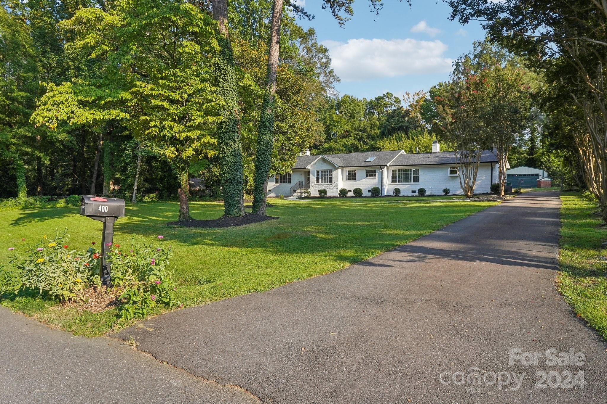 400 Livingston Drive