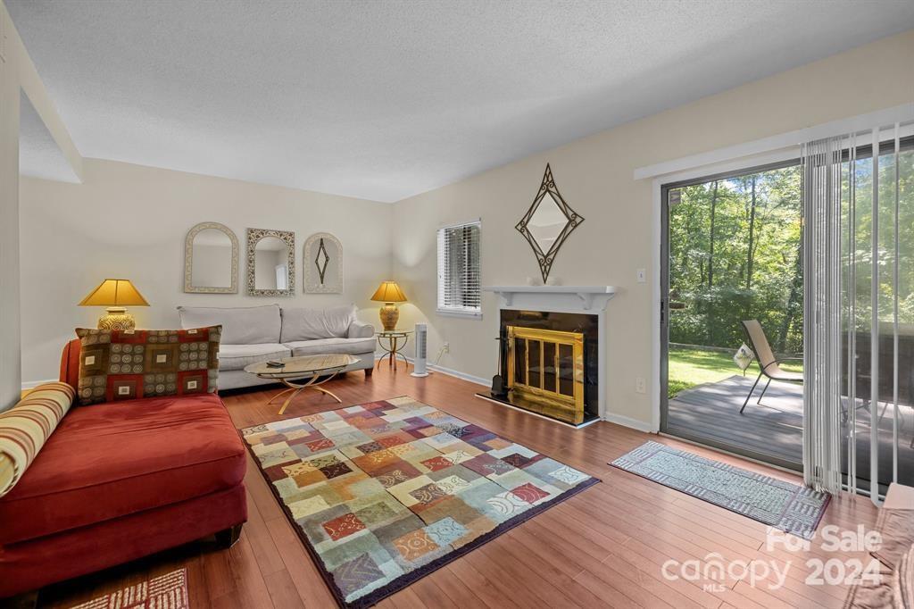 3619 Maple Glenn Lane