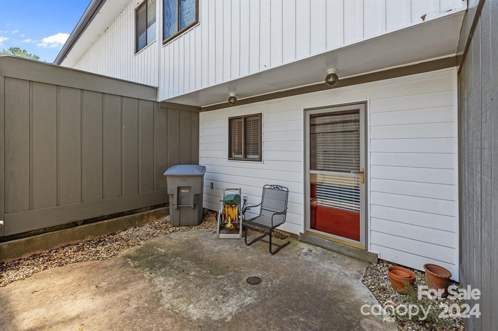 3619 Maple Glenn Lane