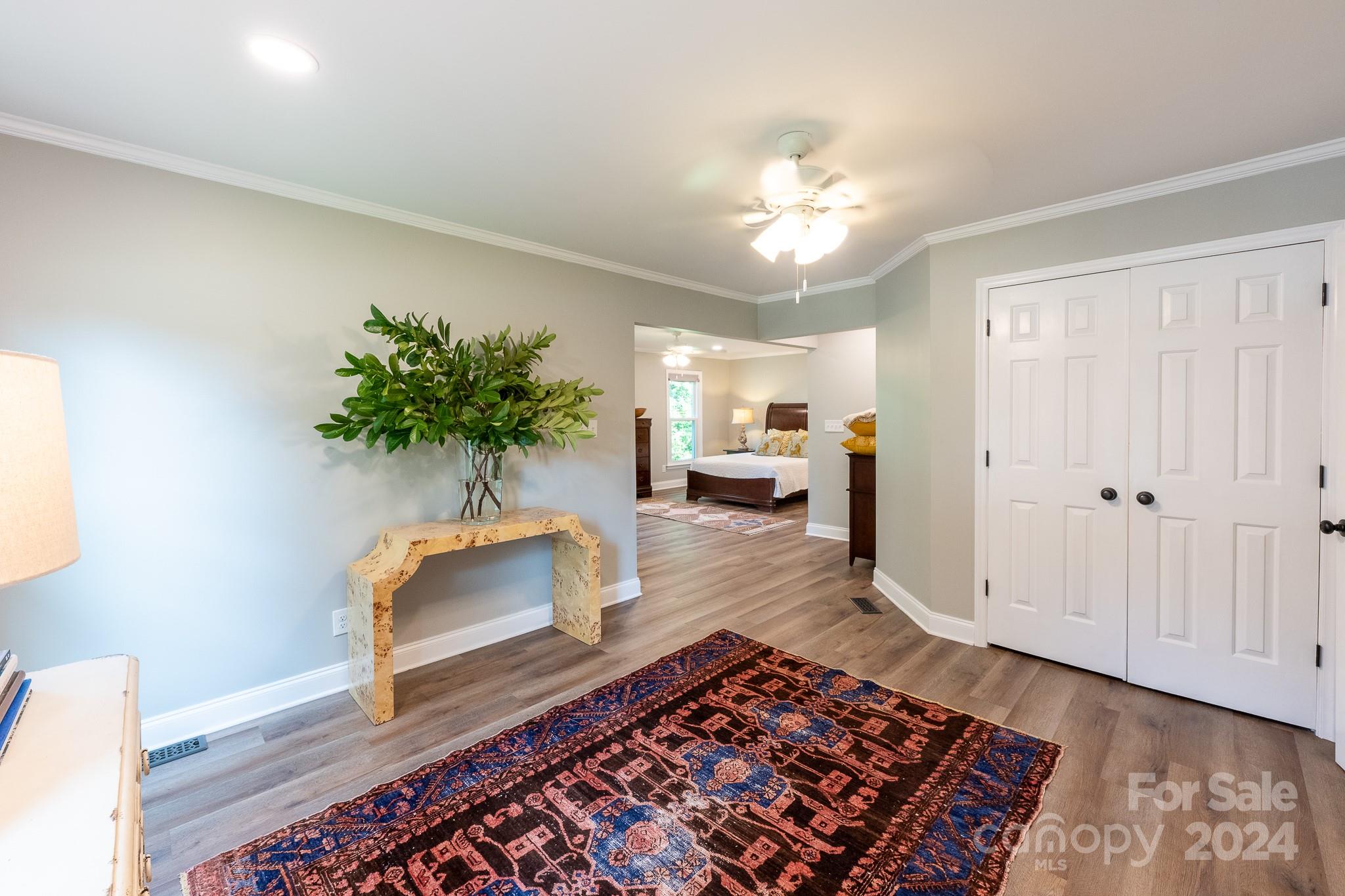 122 Creek Hollow Trail