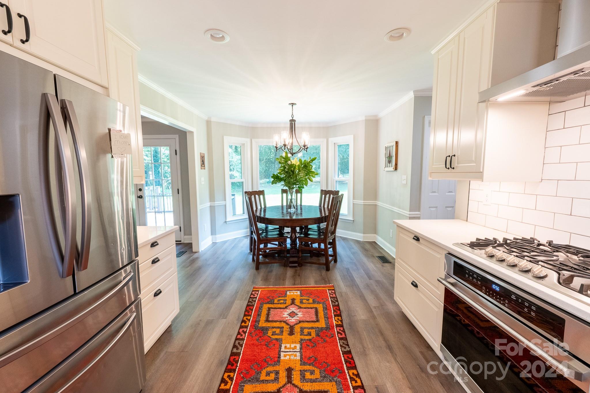 122 Creek Hollow Trail