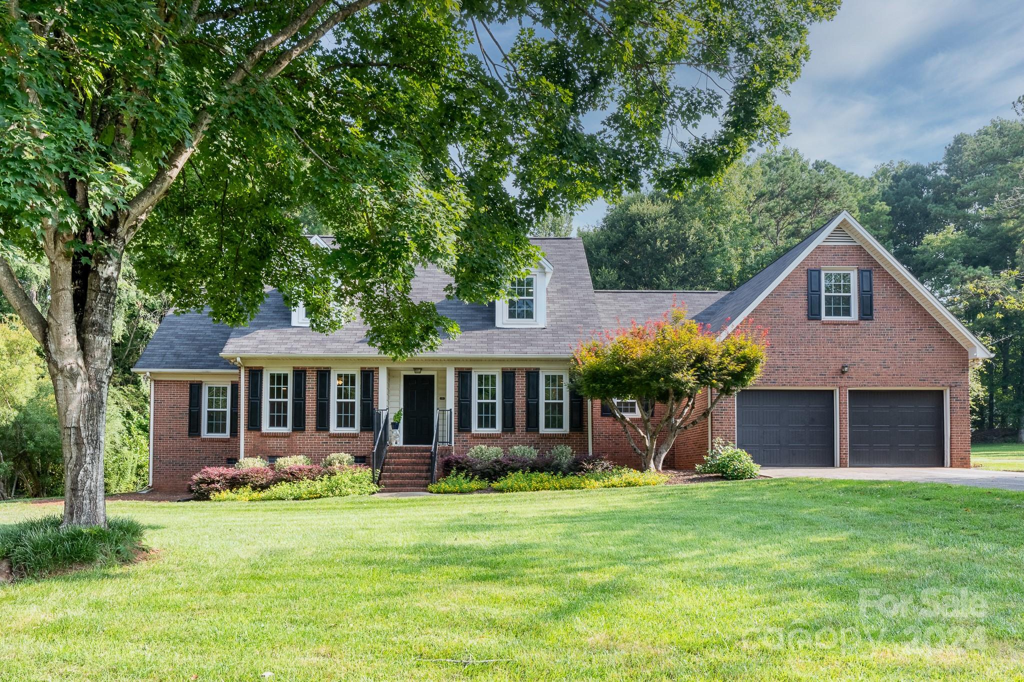 122 Creek Hollow Trail