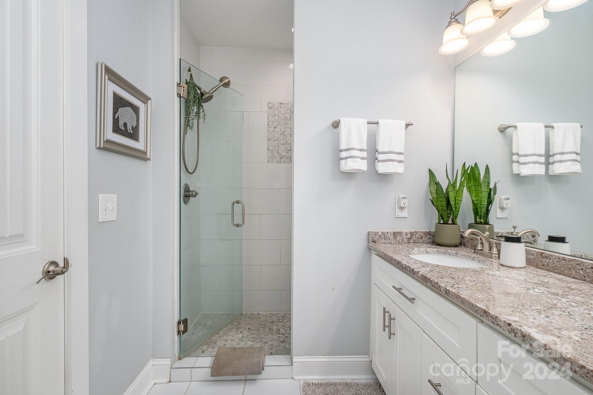 305 Wesley Heights Way