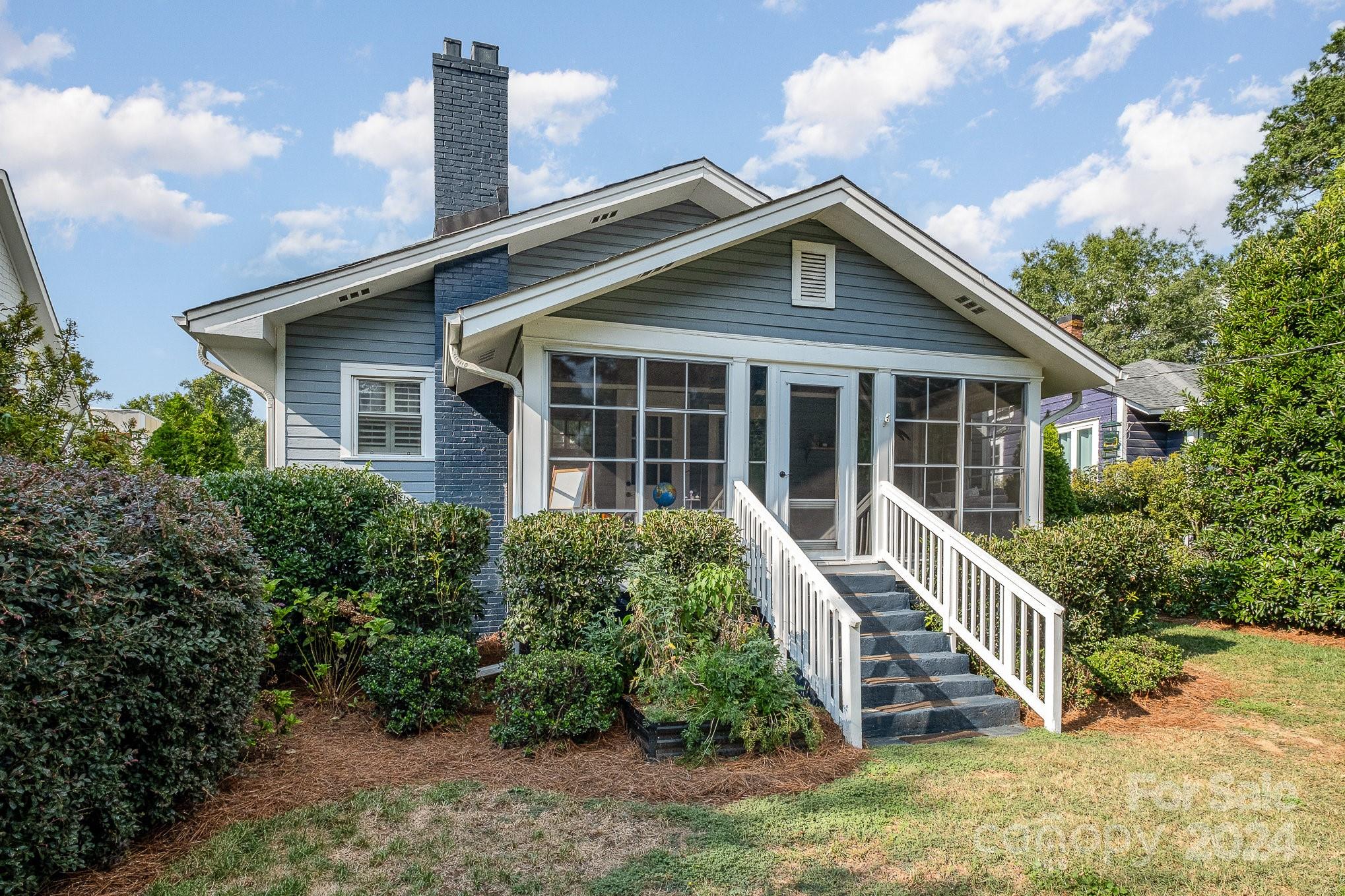 305 Wesley Heights Way