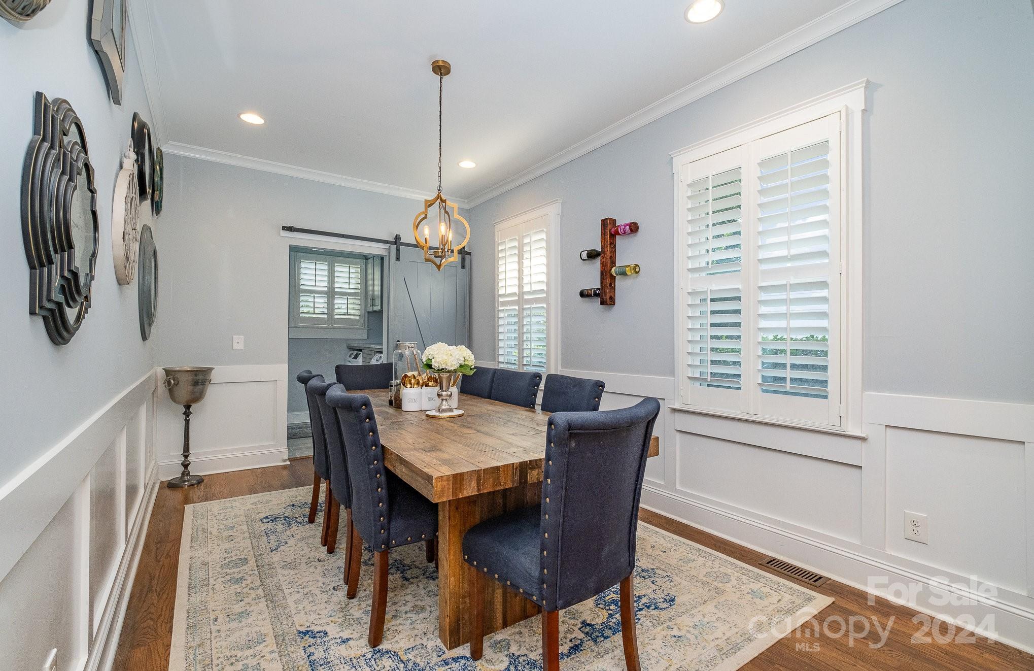 305 Wesley Heights Way