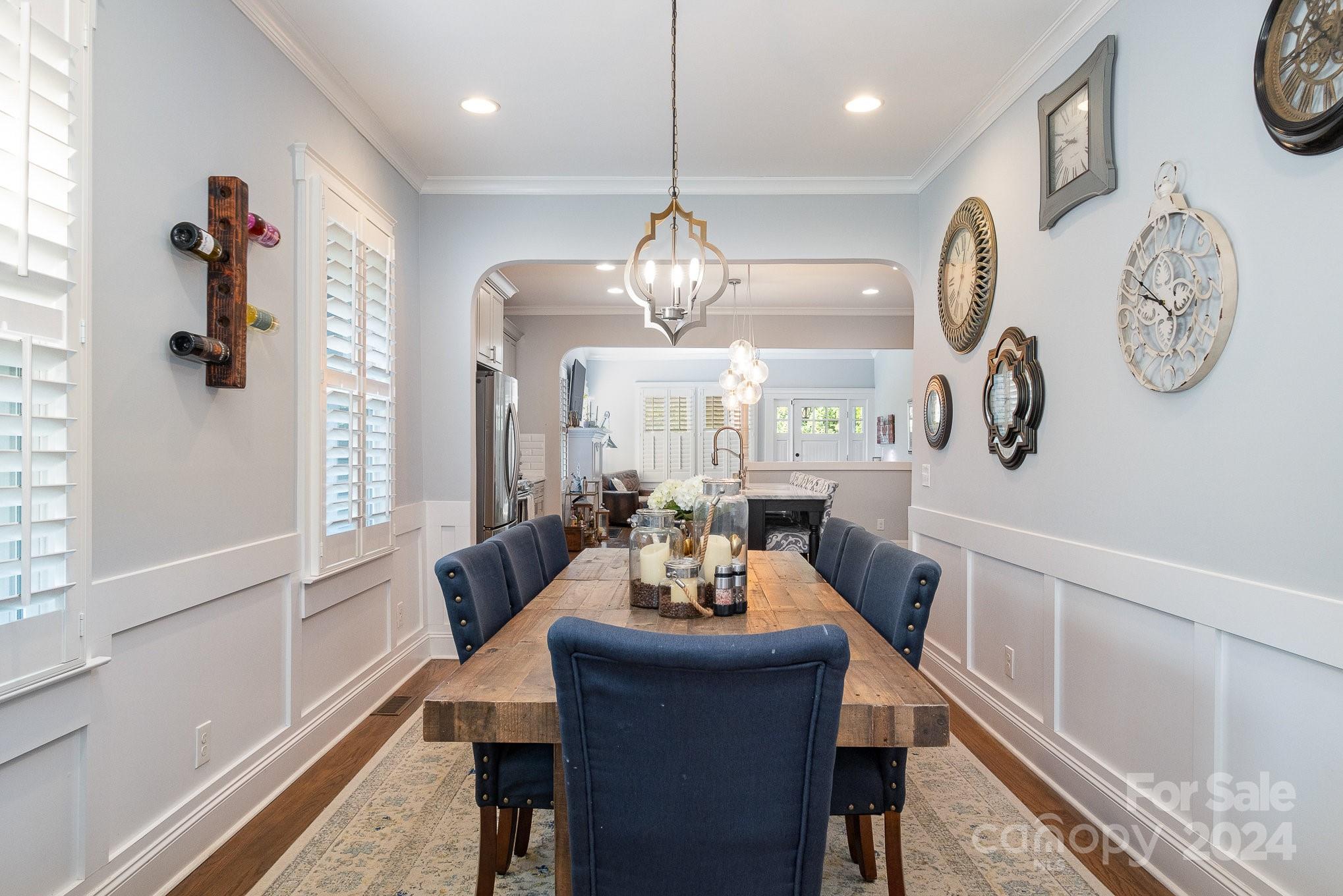 305 Wesley Heights Way