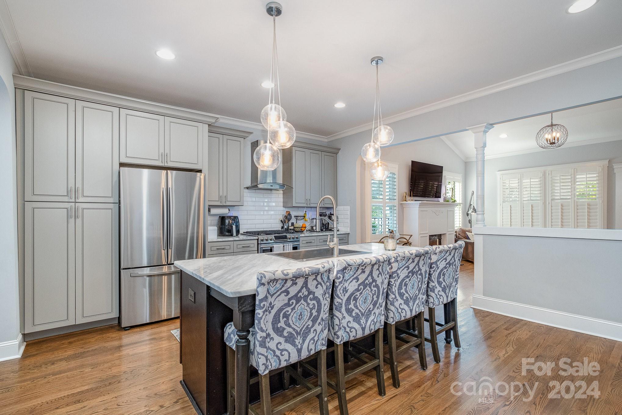 305 Wesley Heights Way