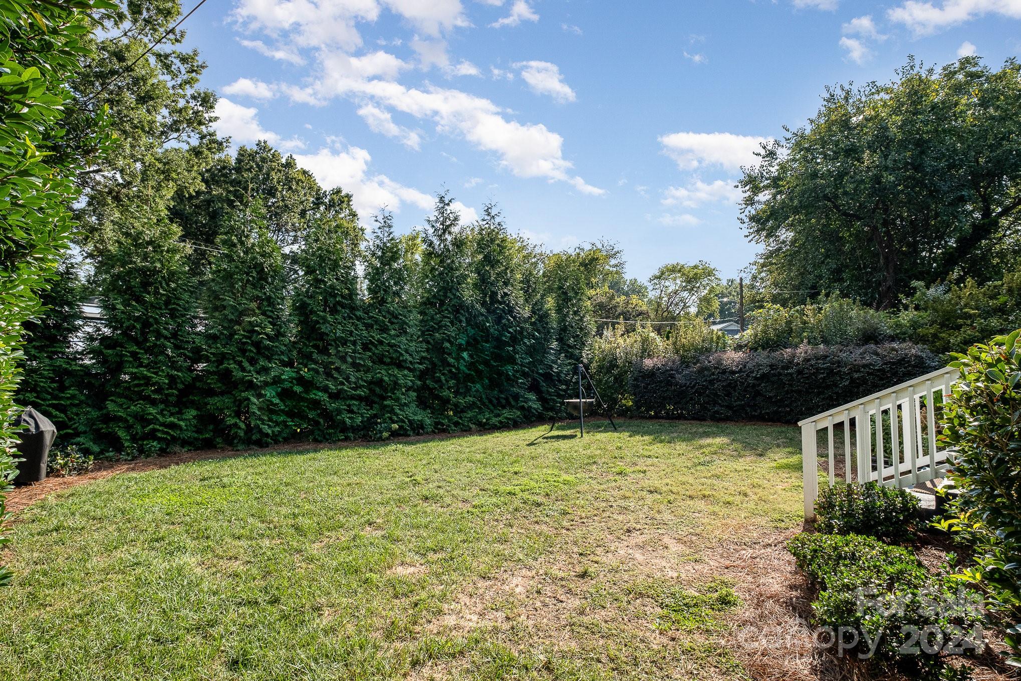 305 Wesley Heights Way