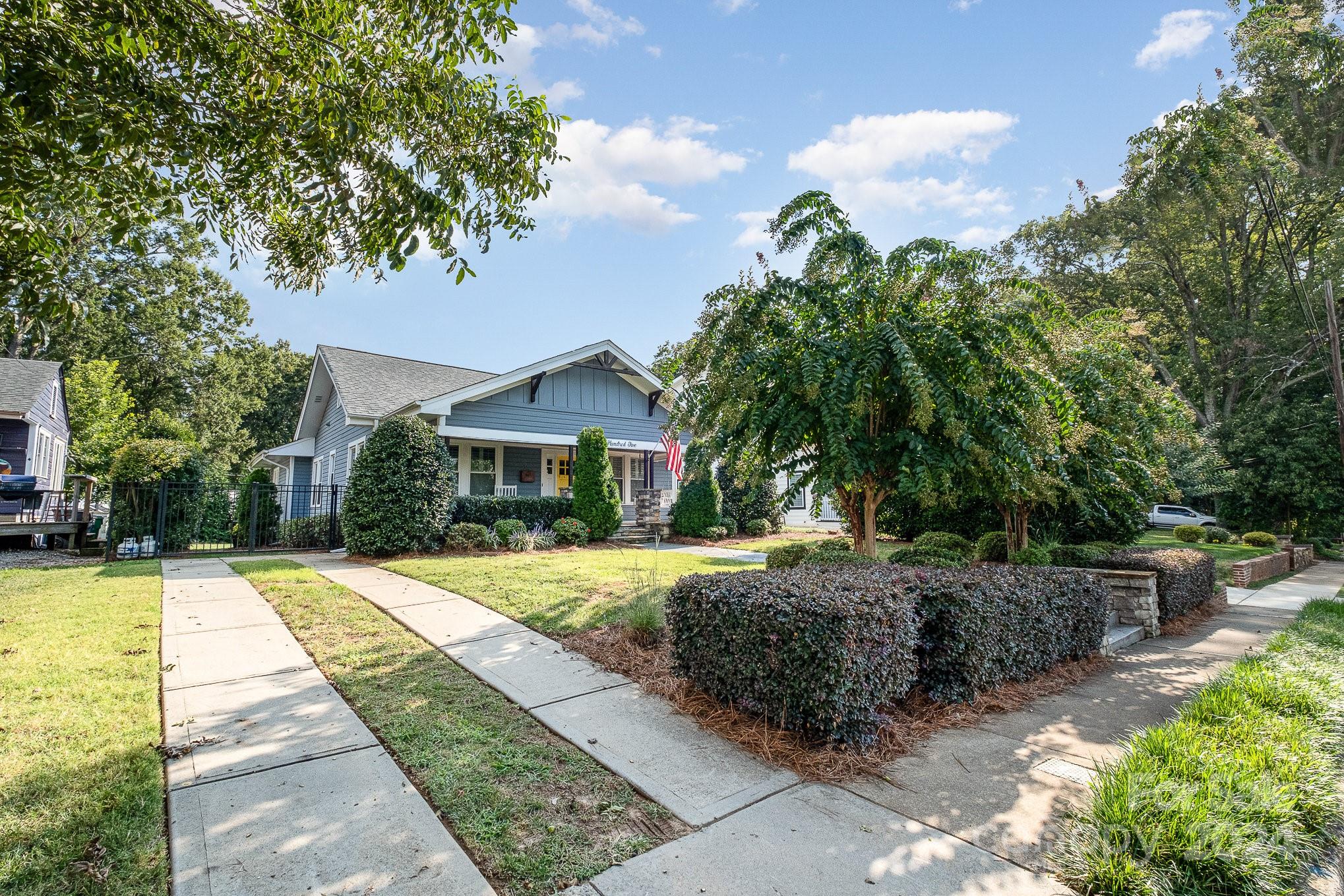 305 Wesley Heights Way