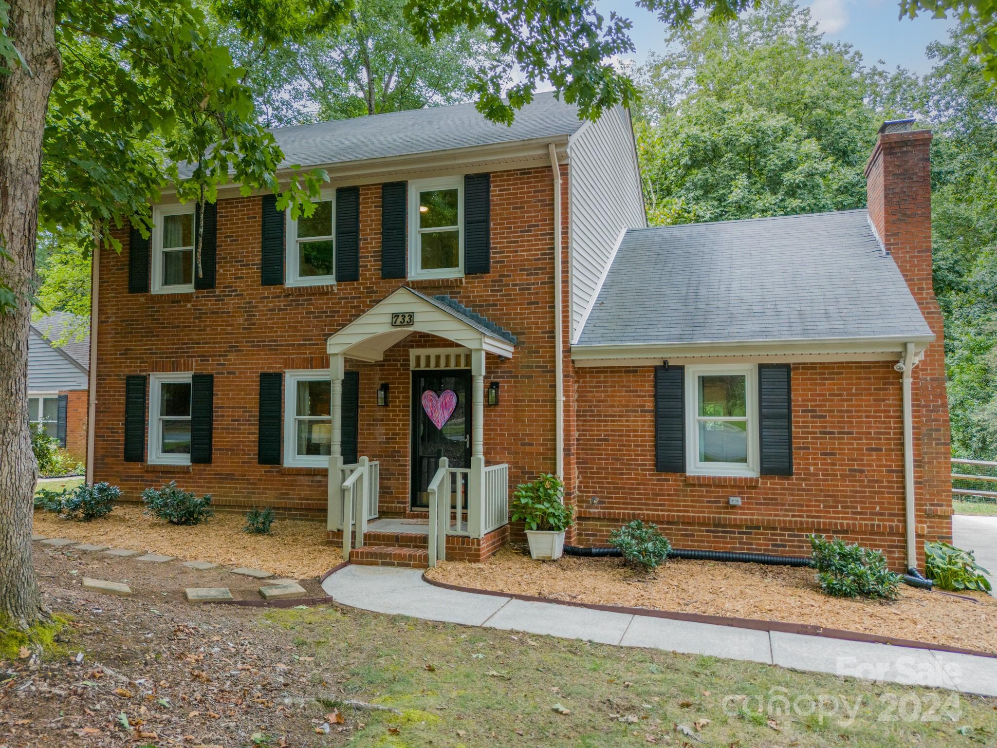 733 Neill Ridge Road
