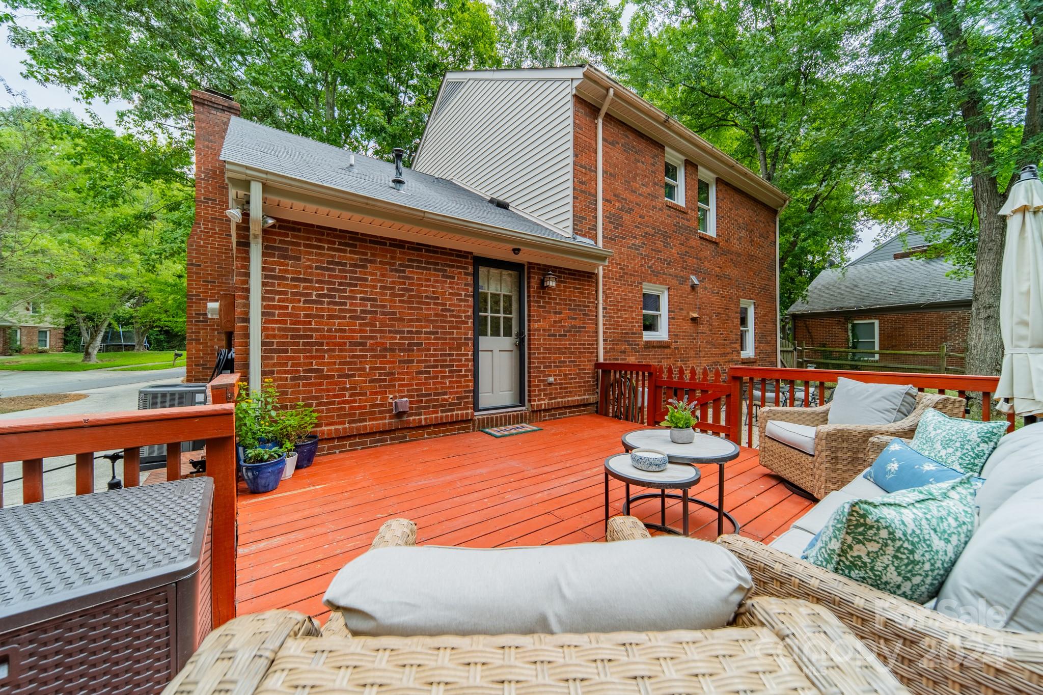 733 Neill Ridge Road