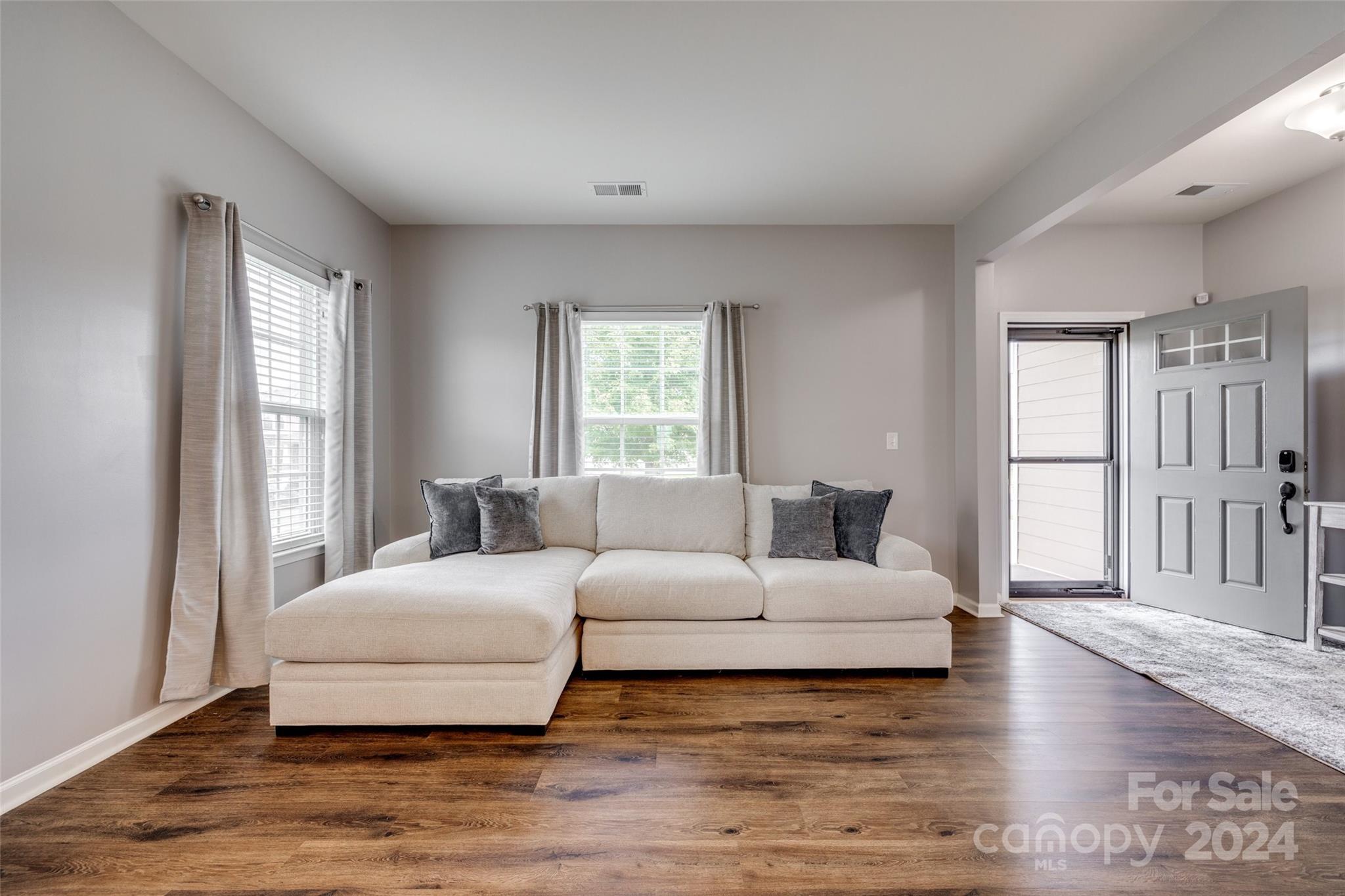 3733 English Garden Drive