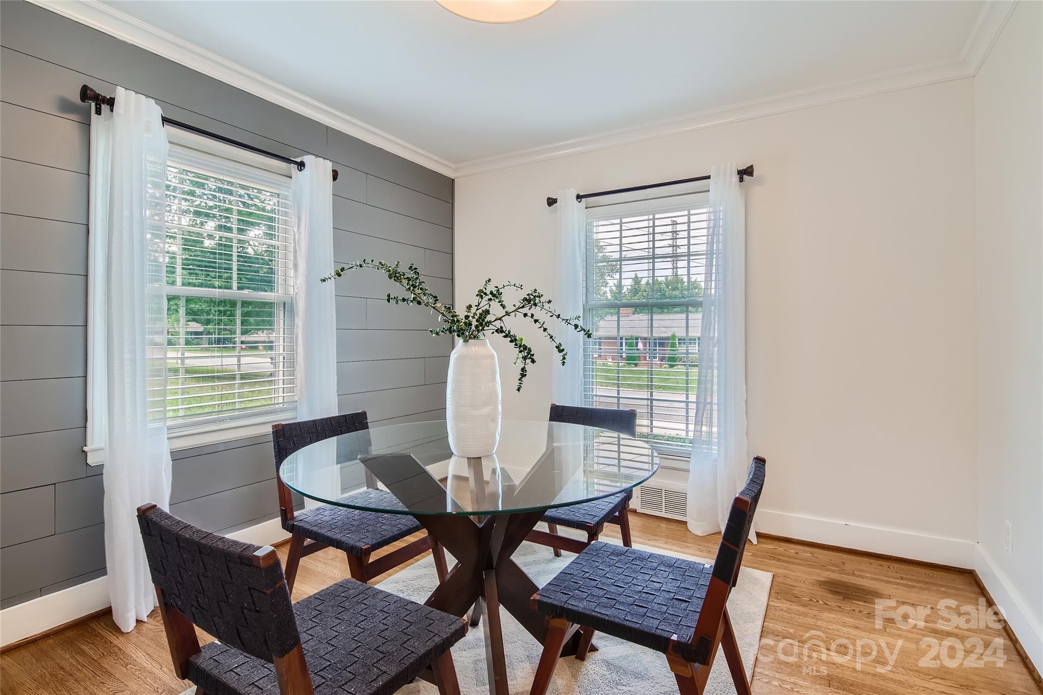 916 Fairbanks Road