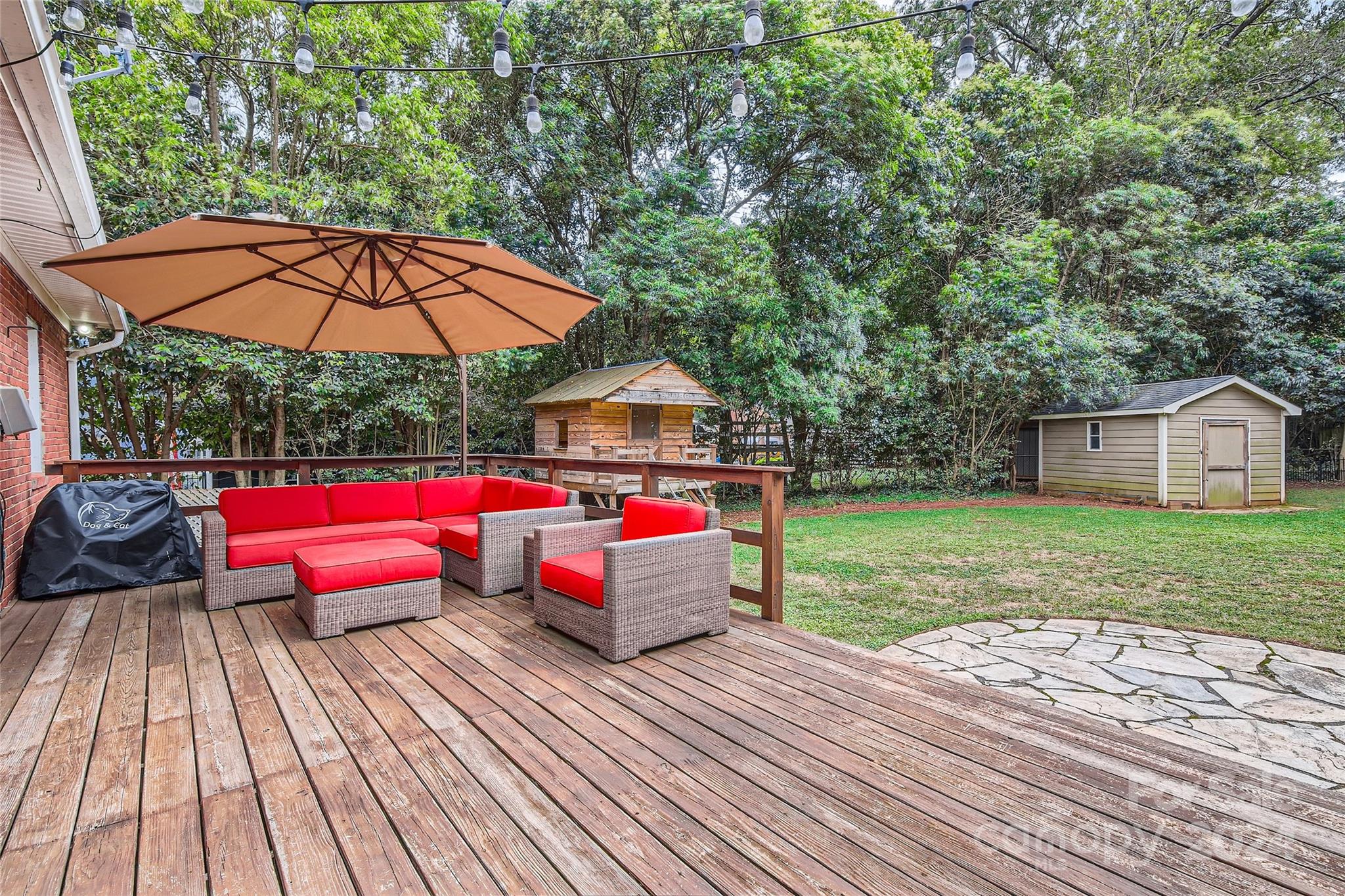 916 Fairbanks Road