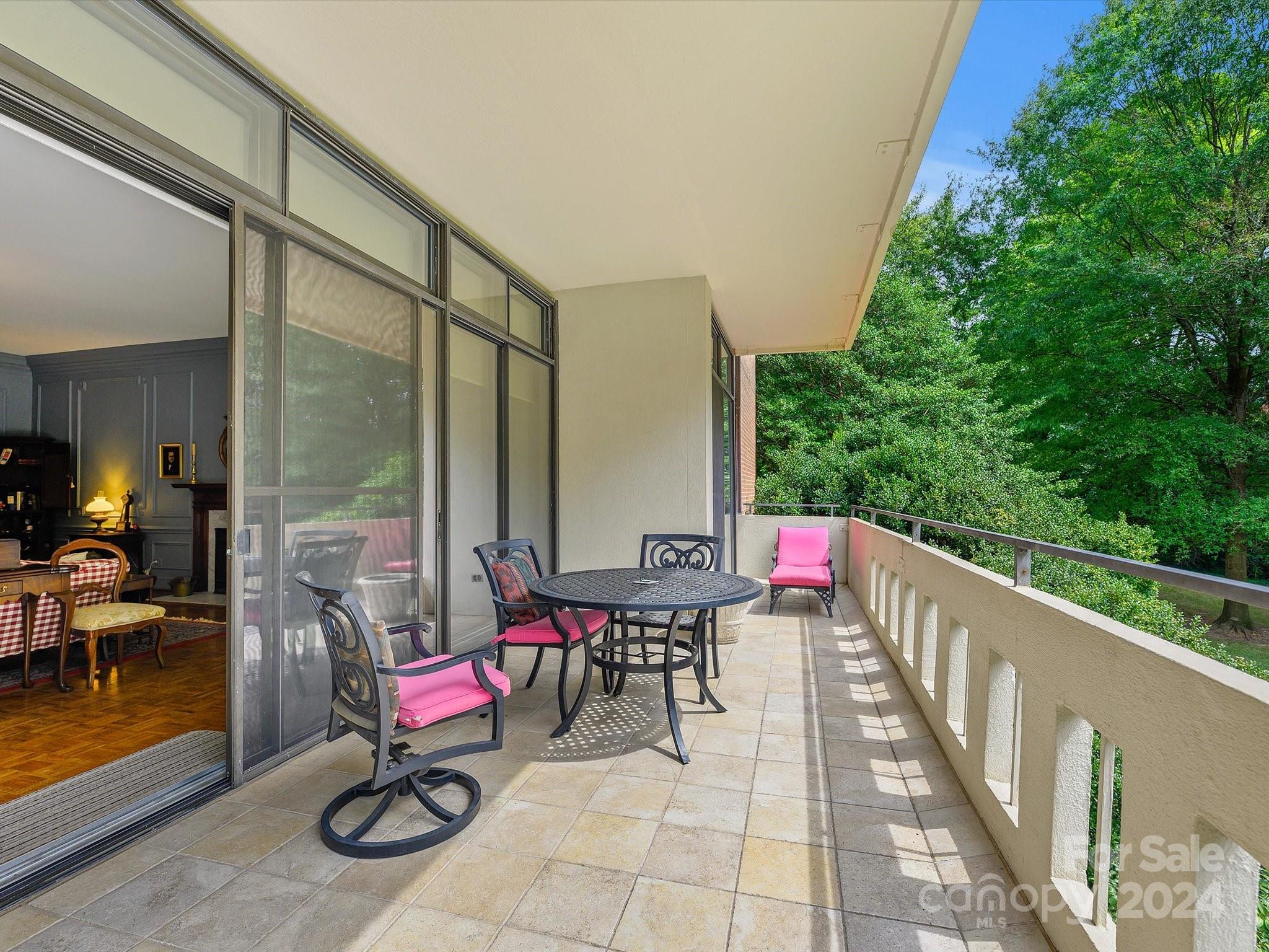 2633 Richardson Divide Unit: 2A