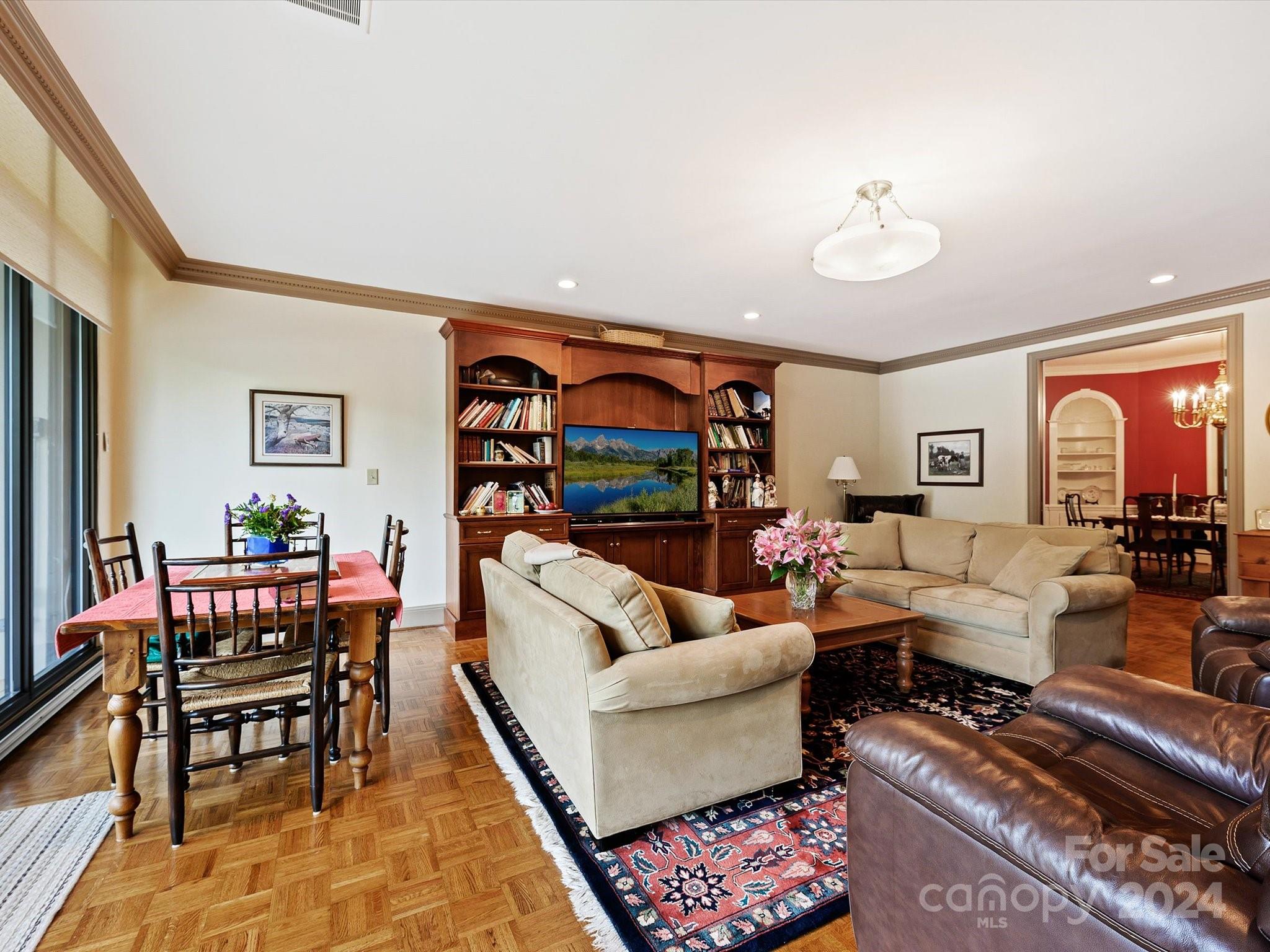 2633 Richardson Divide Unit: 2A