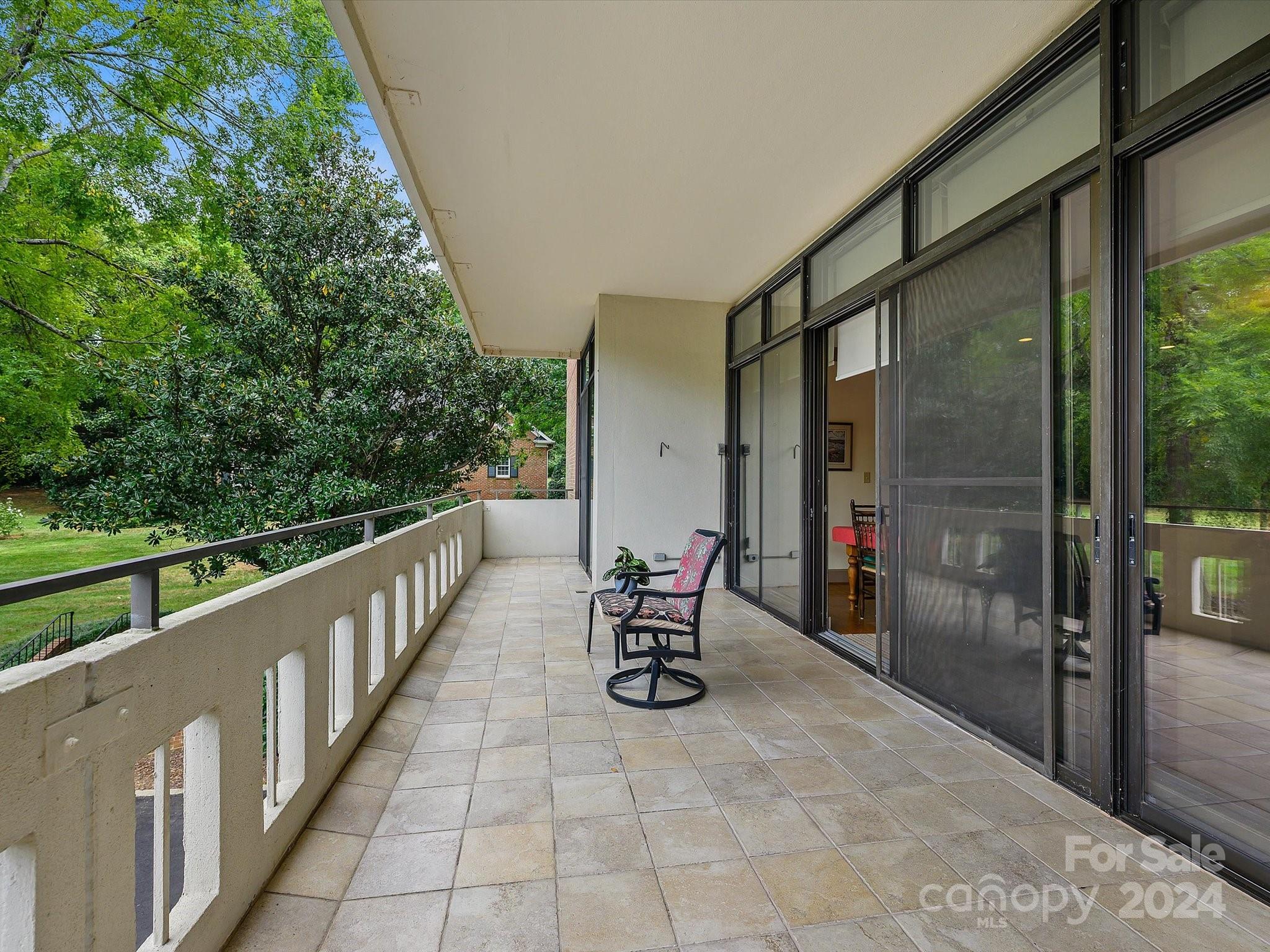 2633 Richardson Divide Unit: 2A