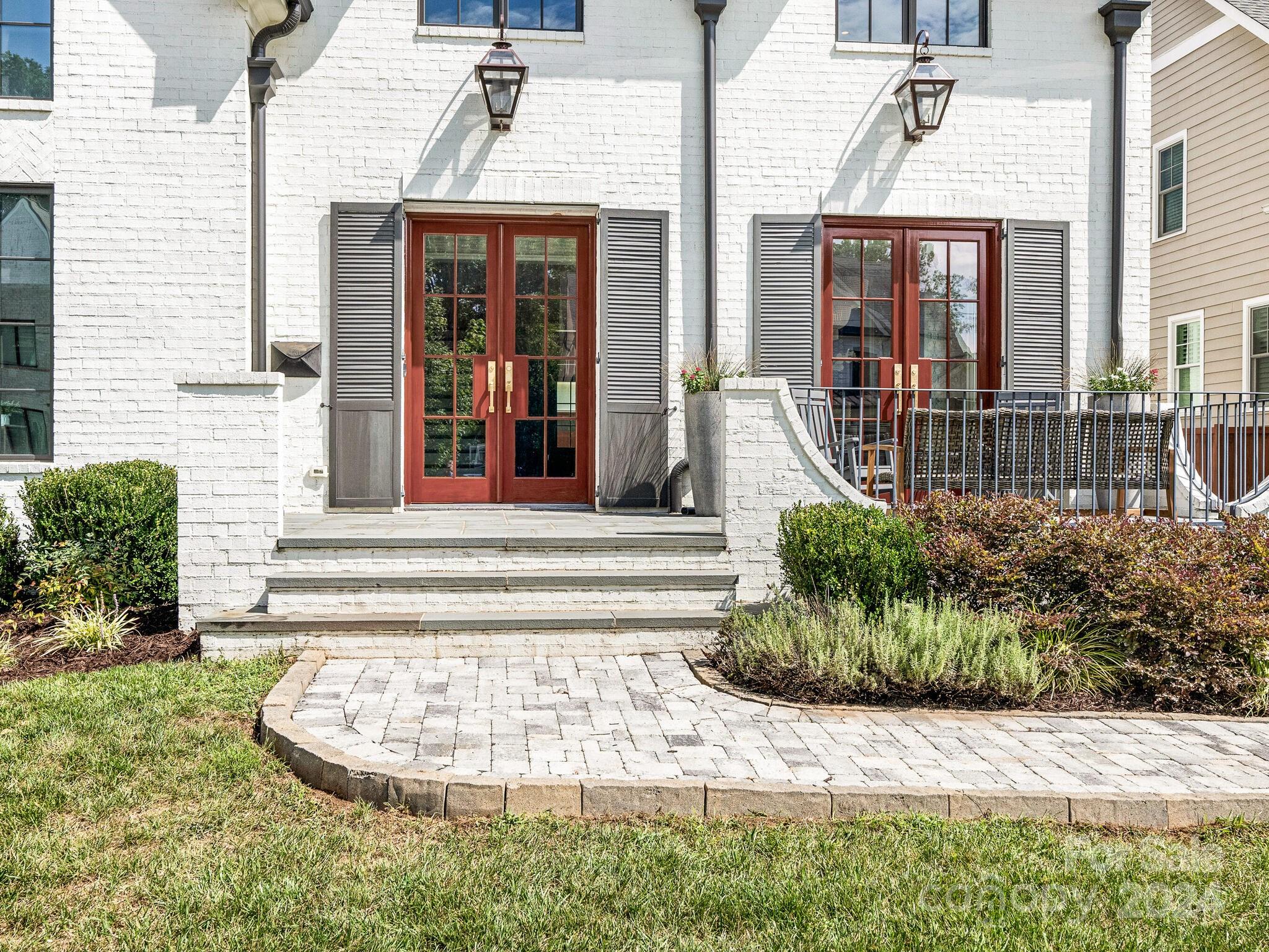 308 Plantation Place