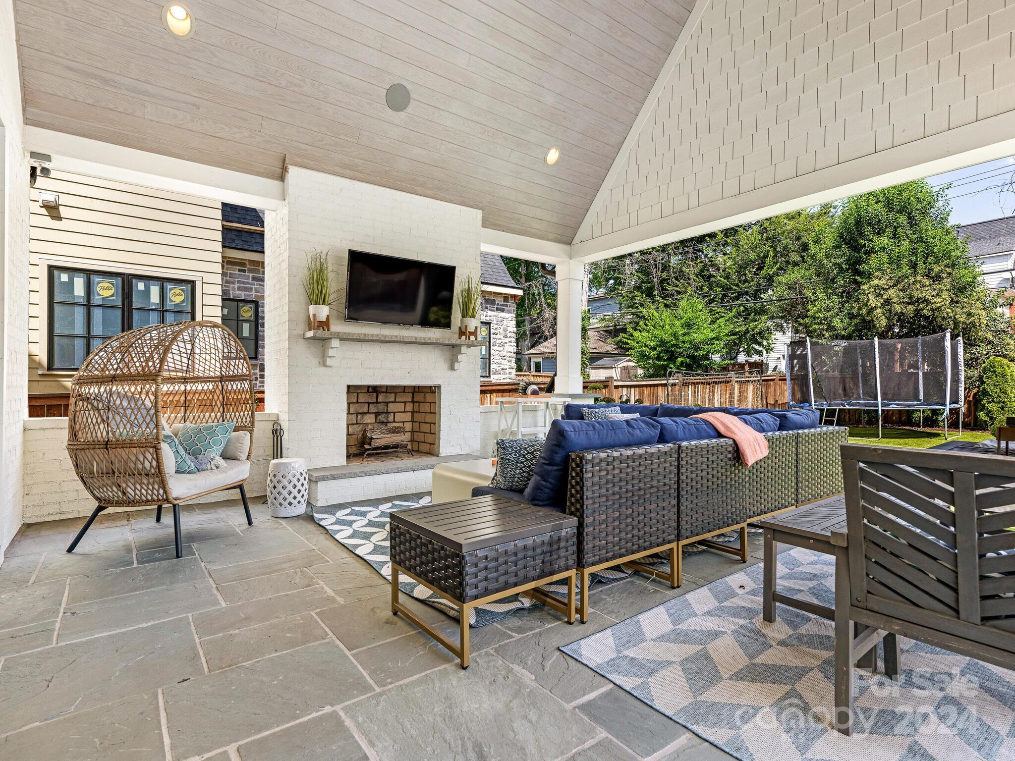 308 Plantation Place