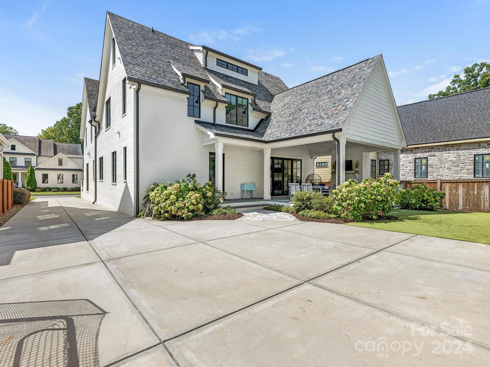 308 Plantation Place