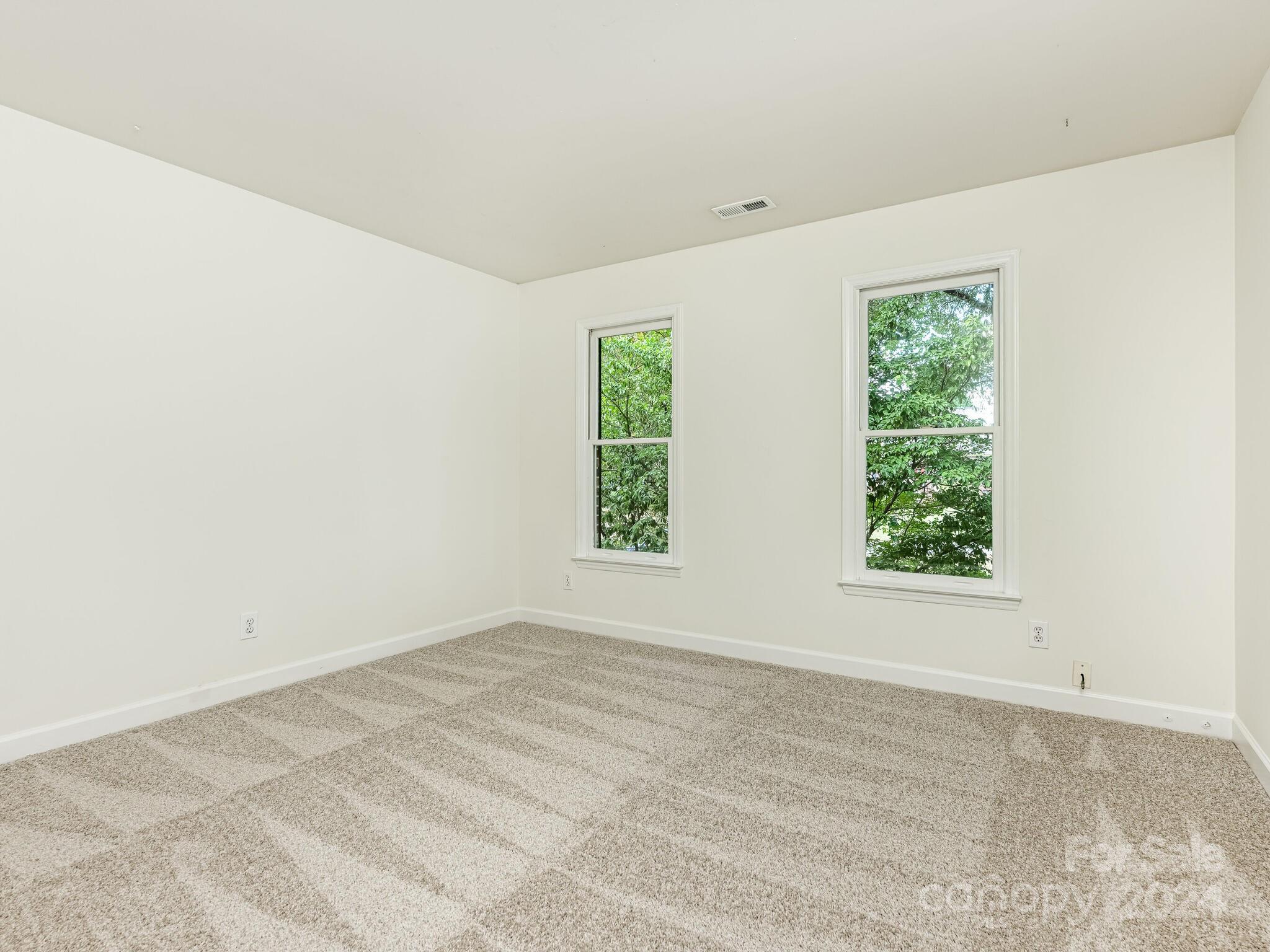 1014 Worcaster Place