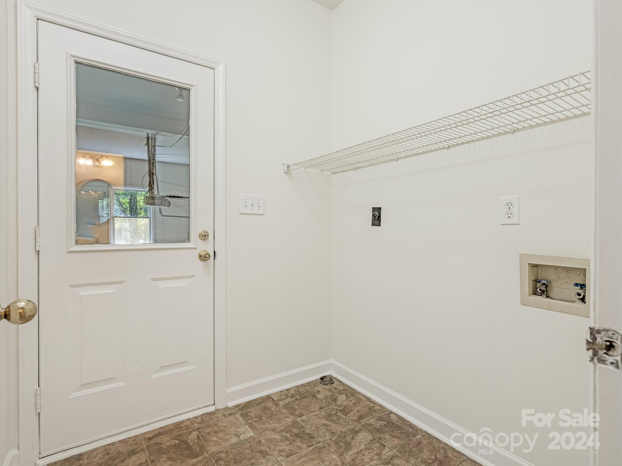 1014 Worcaster Place