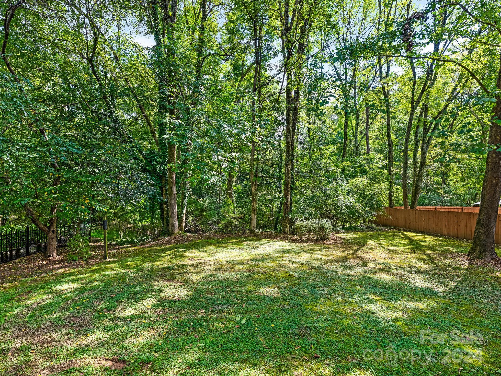 1014 Worcaster Place