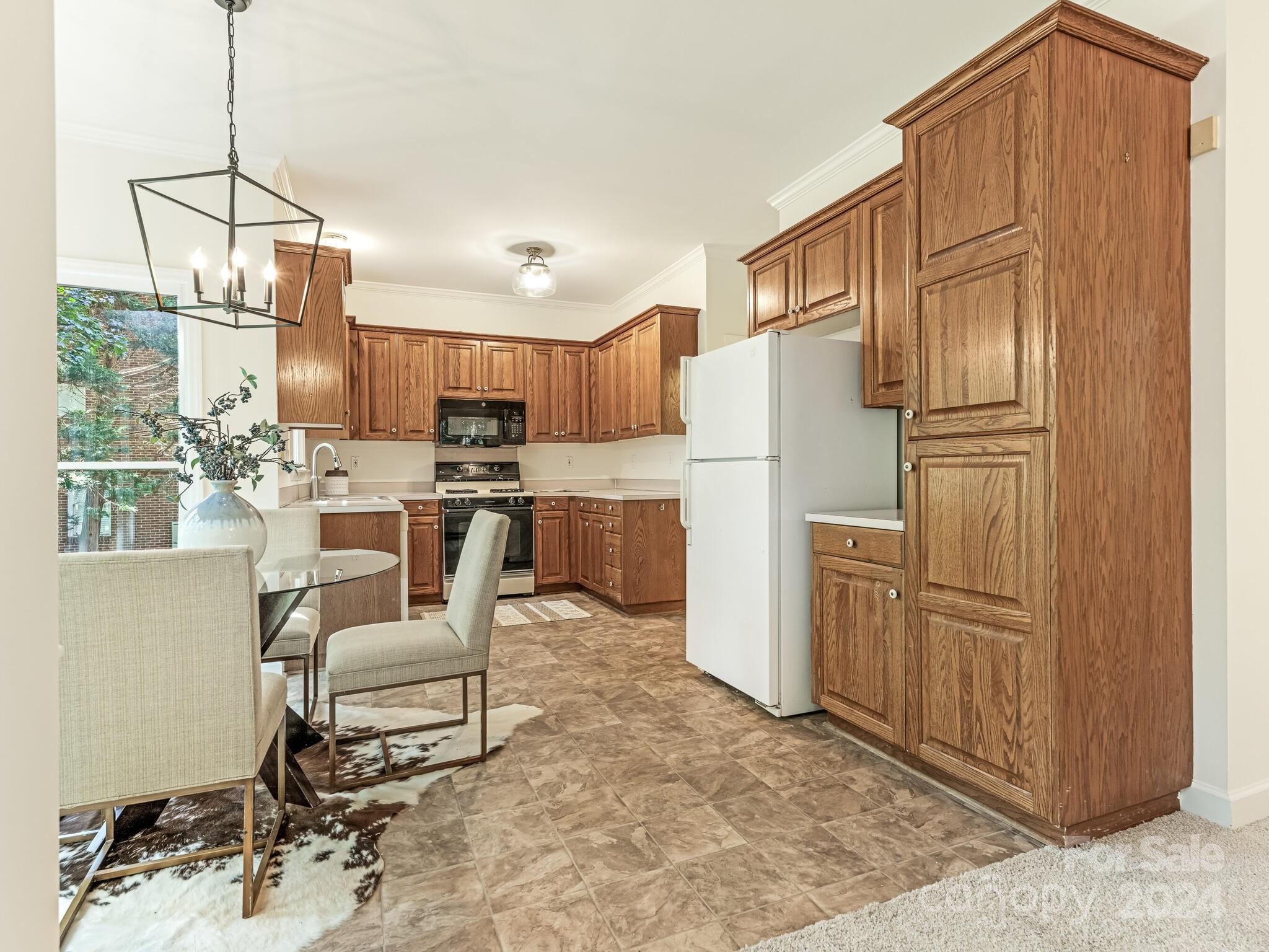 1014 Worcaster Place