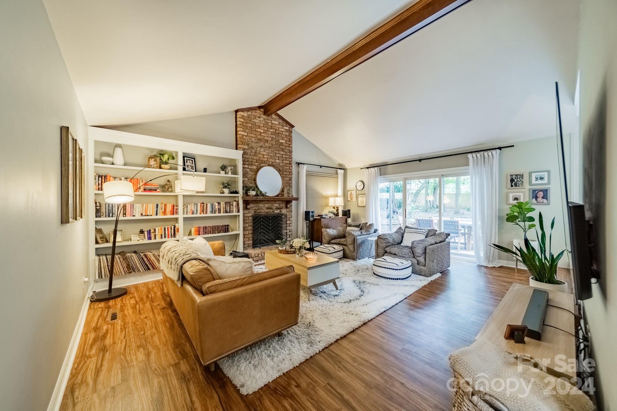 2309 Lynbridge Drive