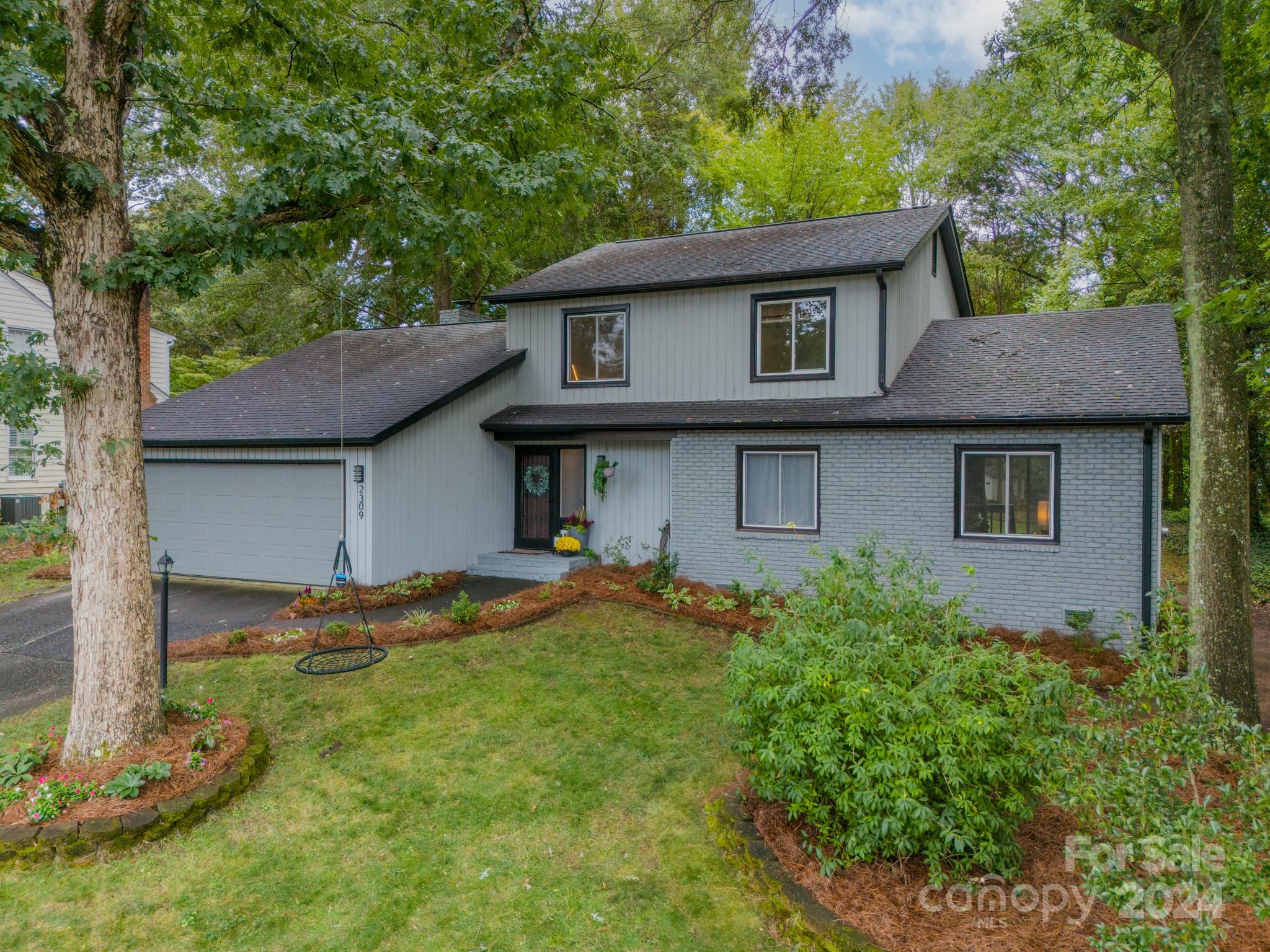 2309 Lynbridge Drive