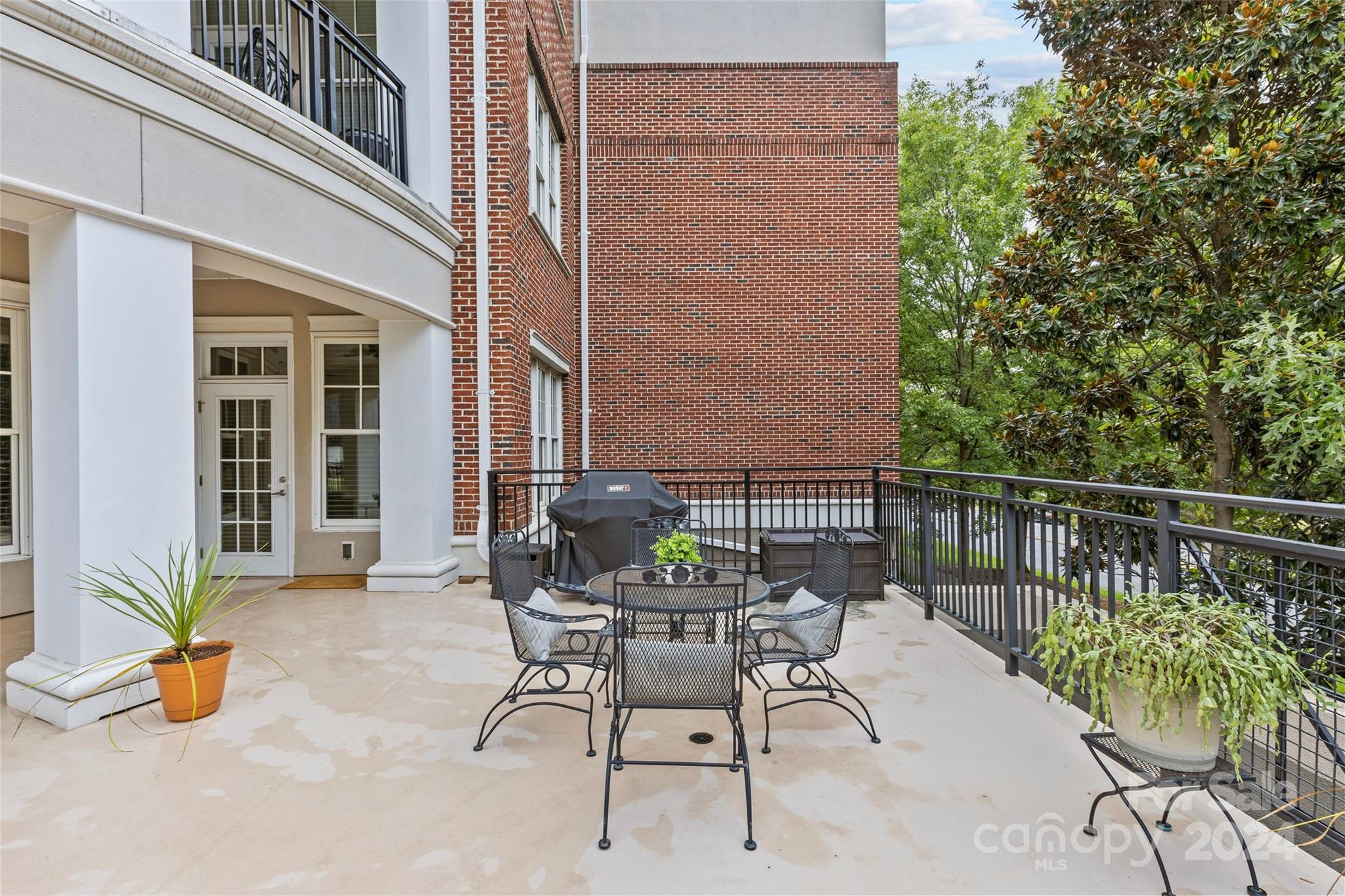 5425 Closeburn Road Unit: 110