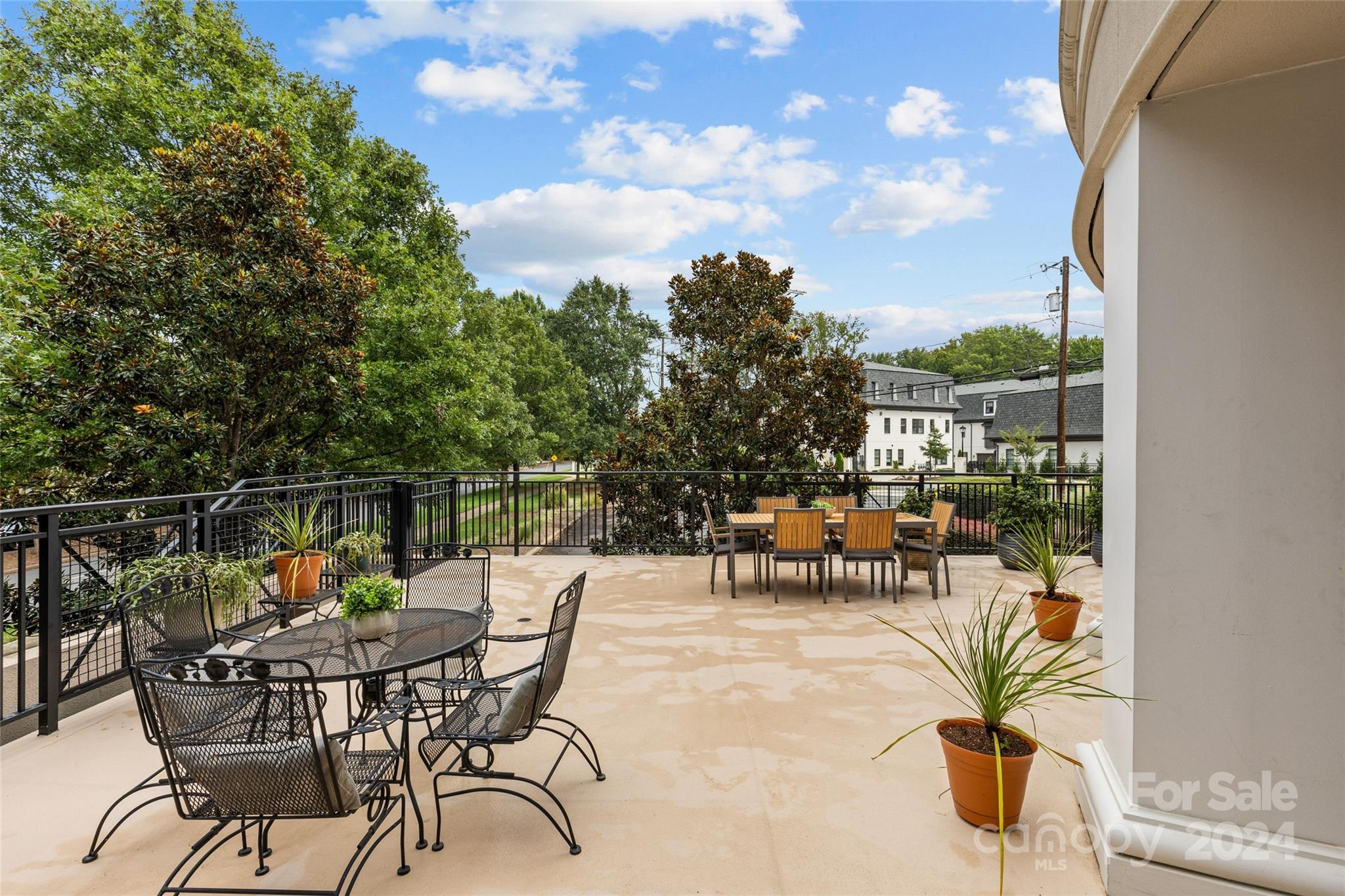 5425 Closeburn Road Unit: 110
