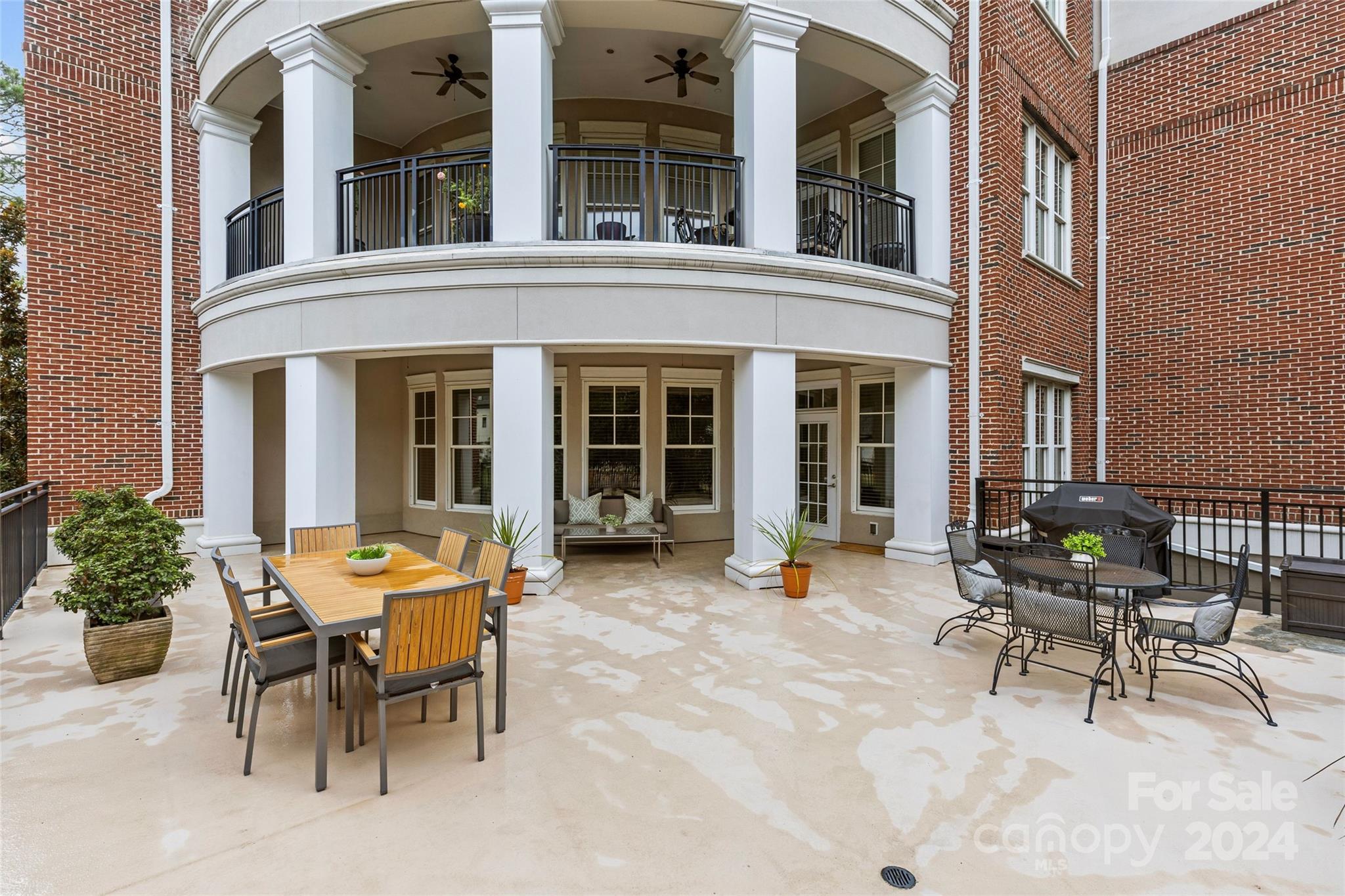 5425 Closeburn Road Unit: 110