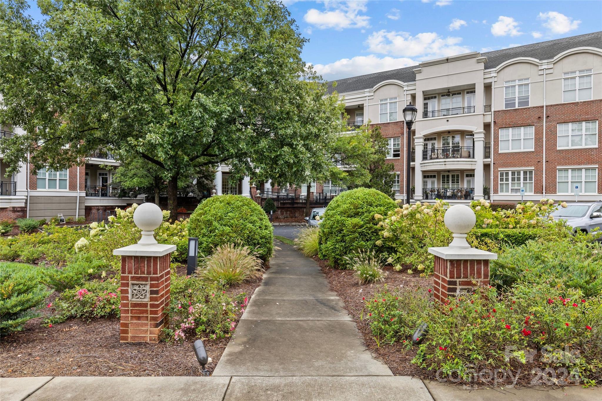 5425 Closeburn Road Unit: 110