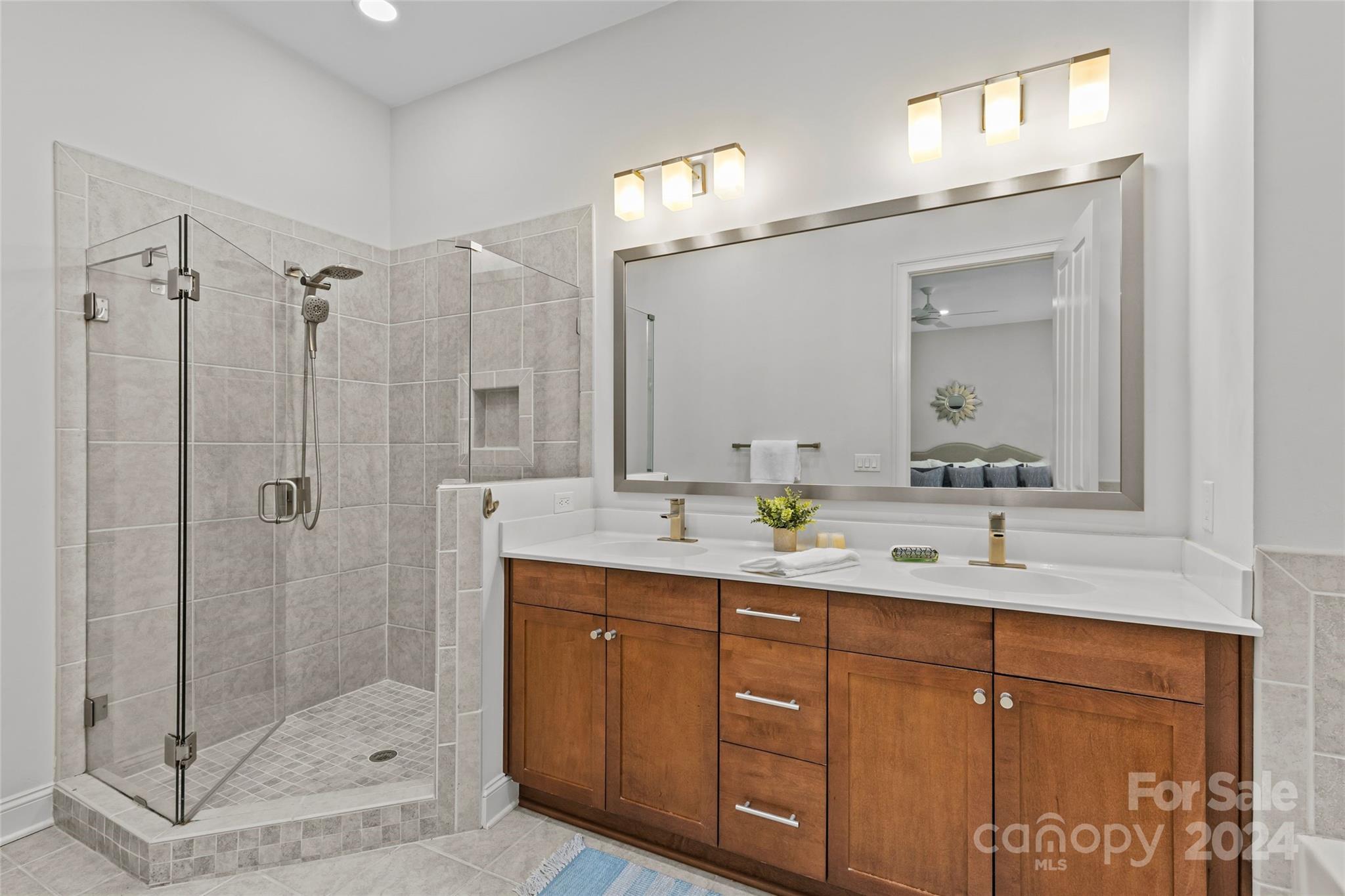 5425 Closeburn Road Unit: 110