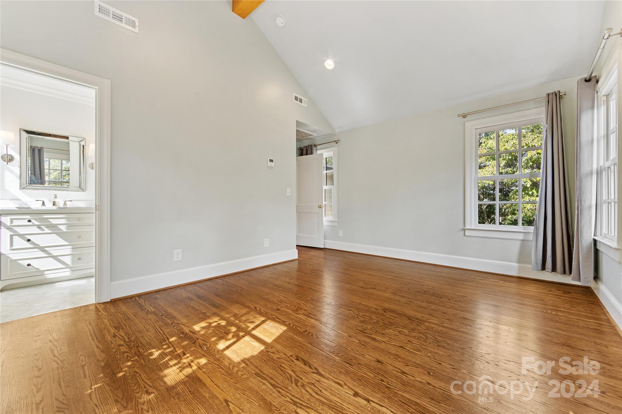 633 Cherokee Road