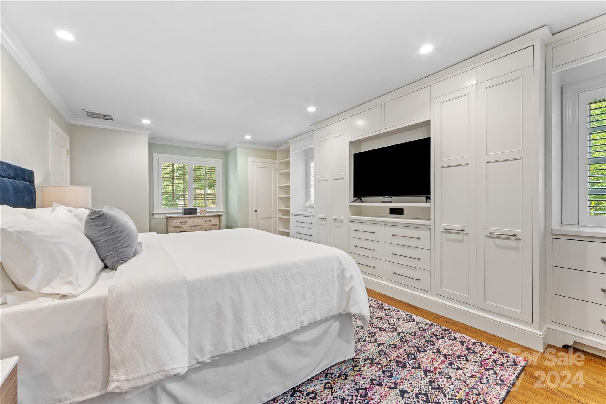 633 Cherokee Road