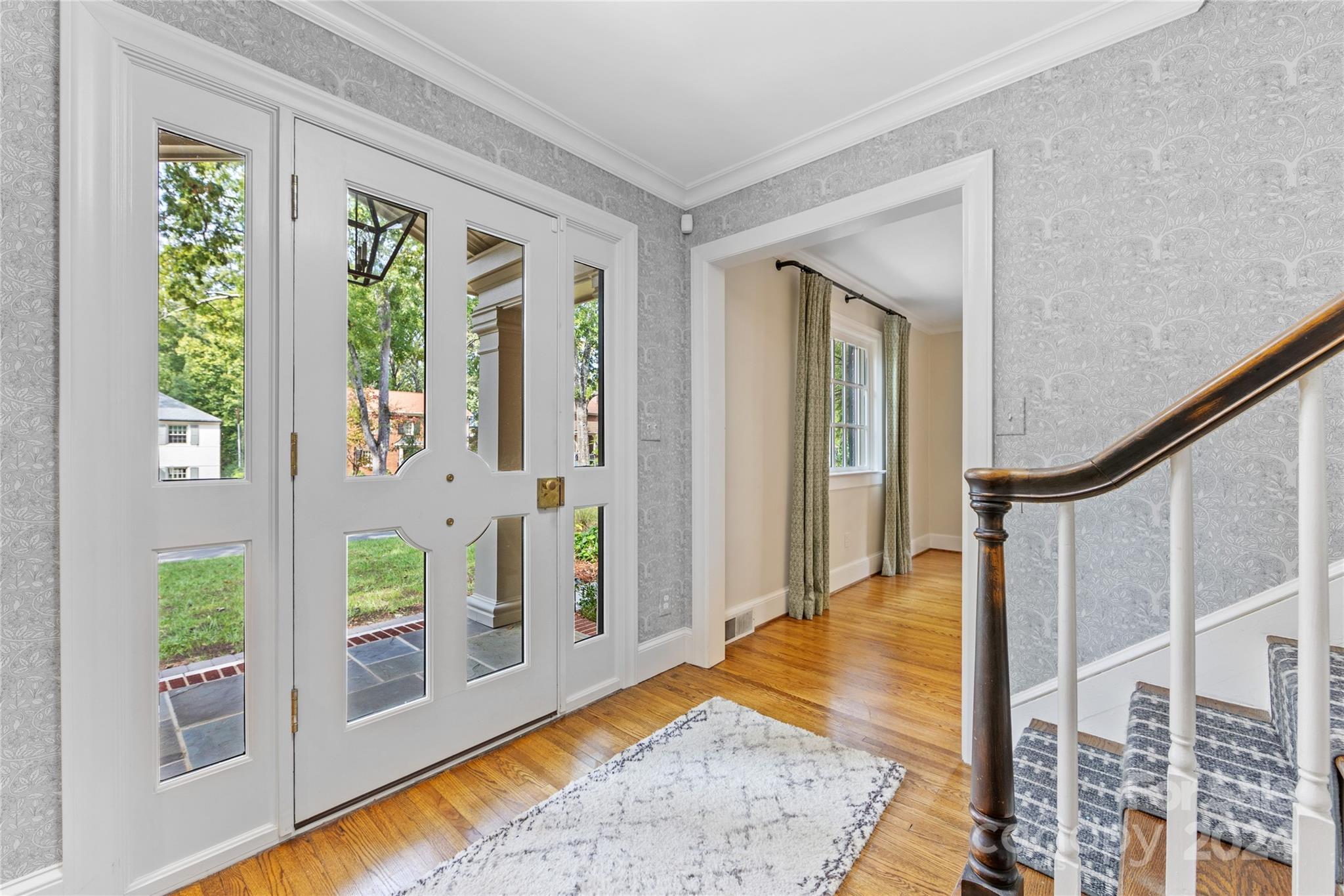 633 Cherokee Road