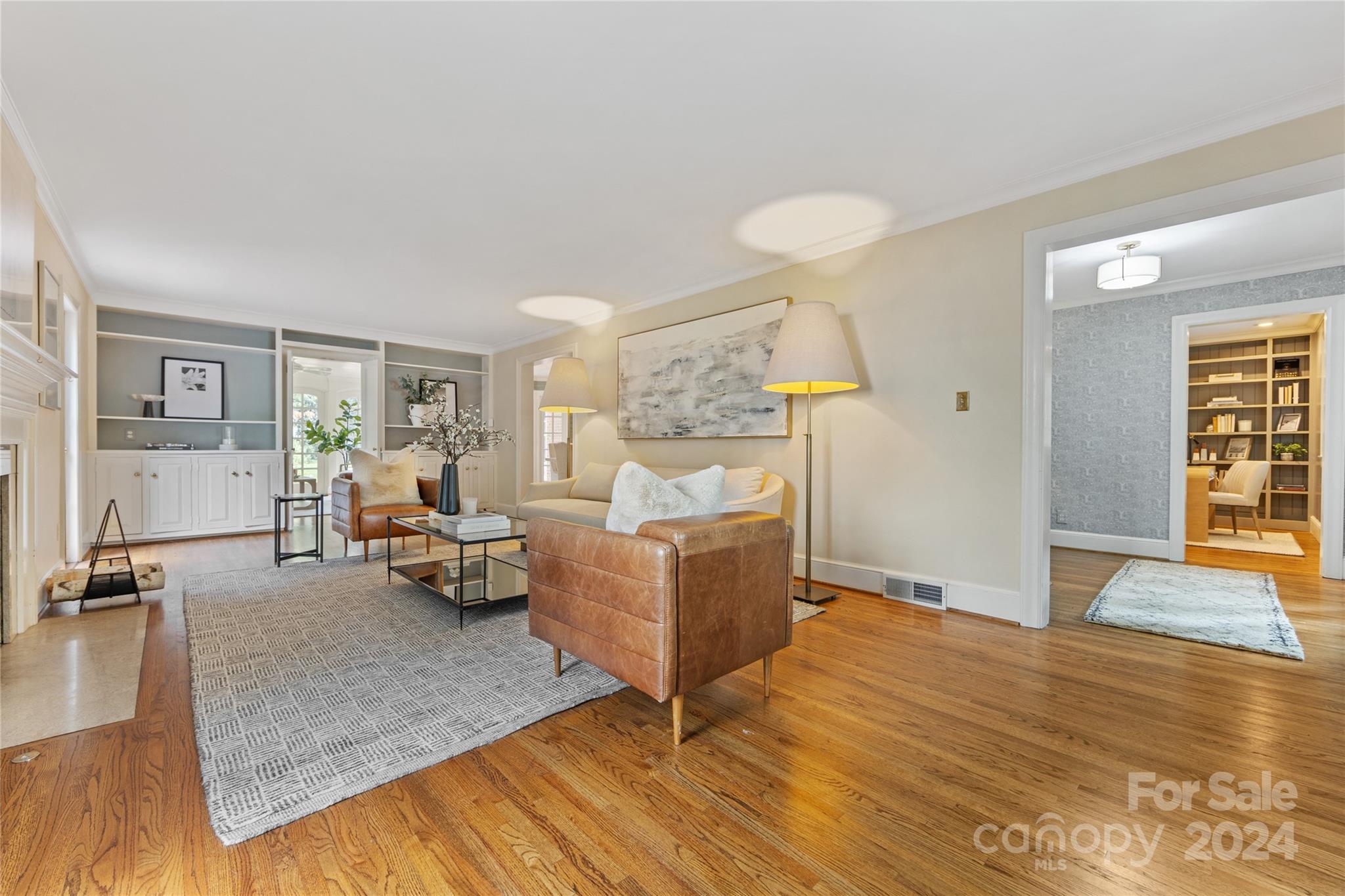 633 Cherokee Road