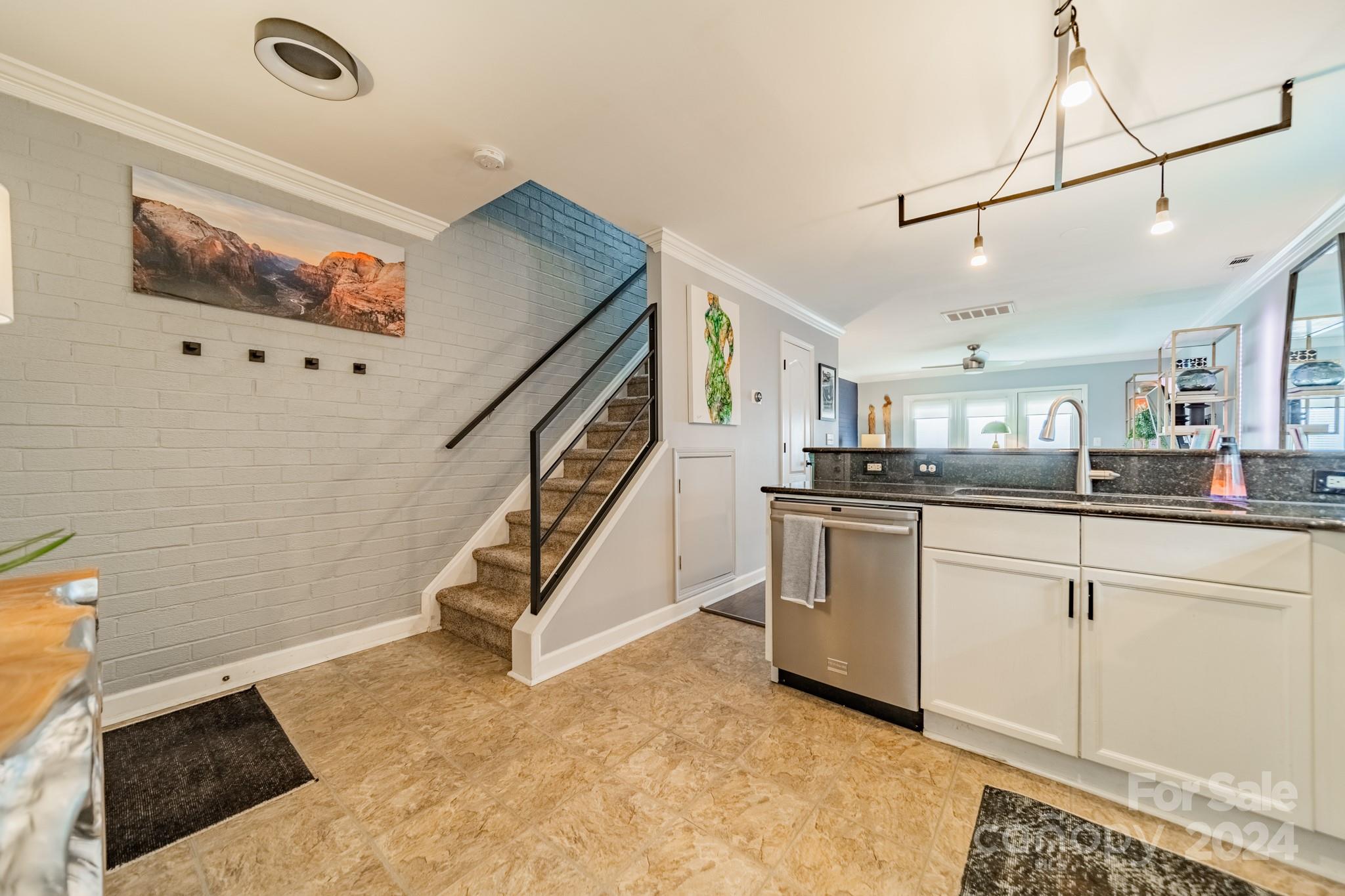 1224 Green Oaks Lane Unit: H