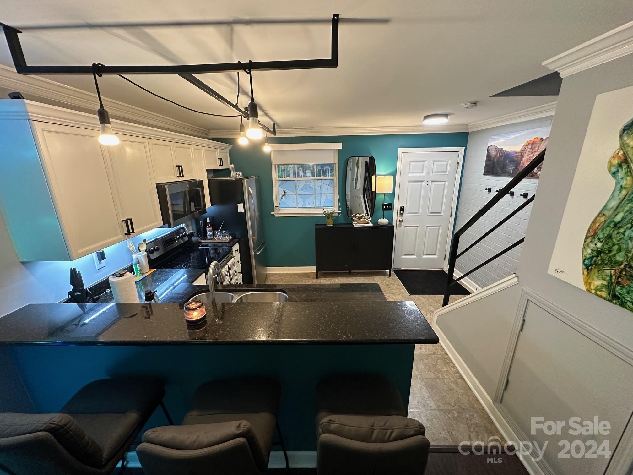 1224 Green Oaks Lane Unit: H