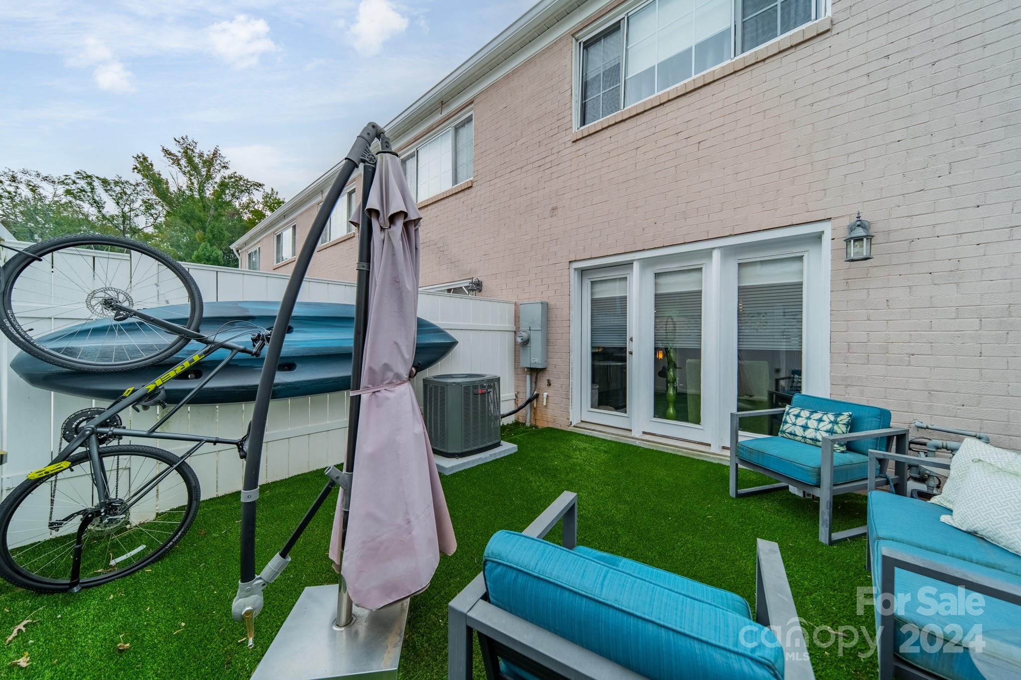 1224 Green Oaks Lane Unit: H