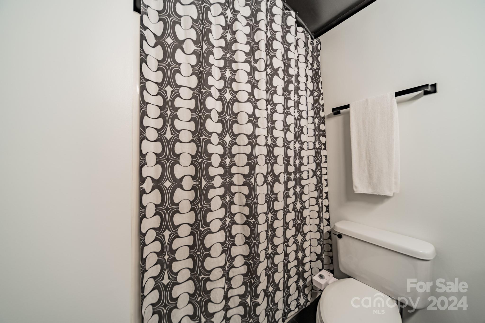 1224 Green Oaks Lane Unit: H